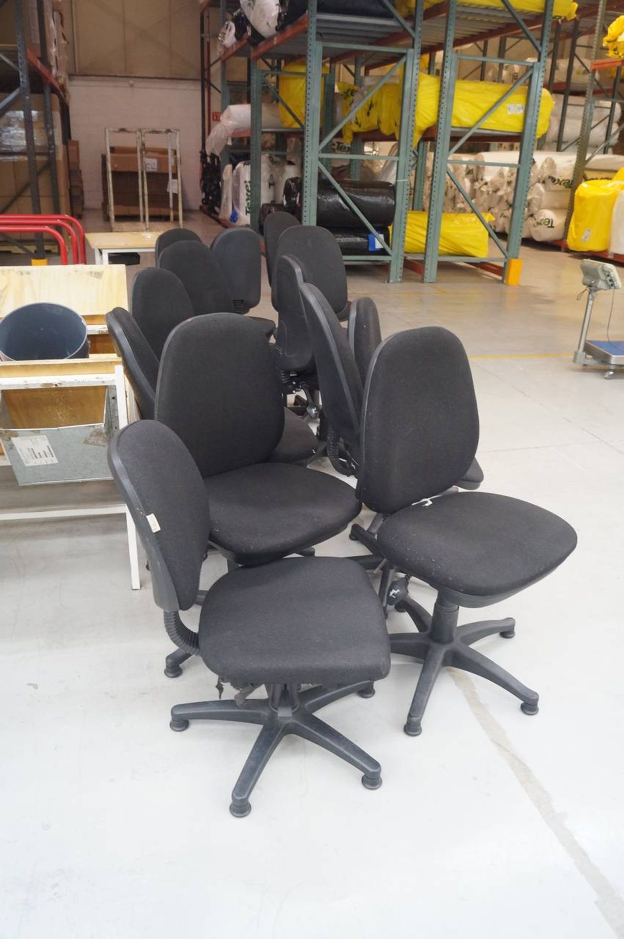 Office Chairs - Image 5 of 5