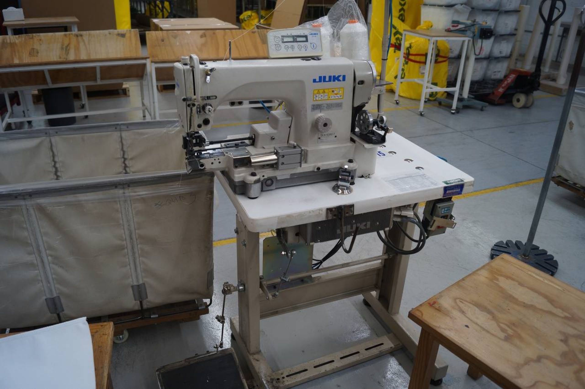 Juki DLN-6390-7 Sewing Machines