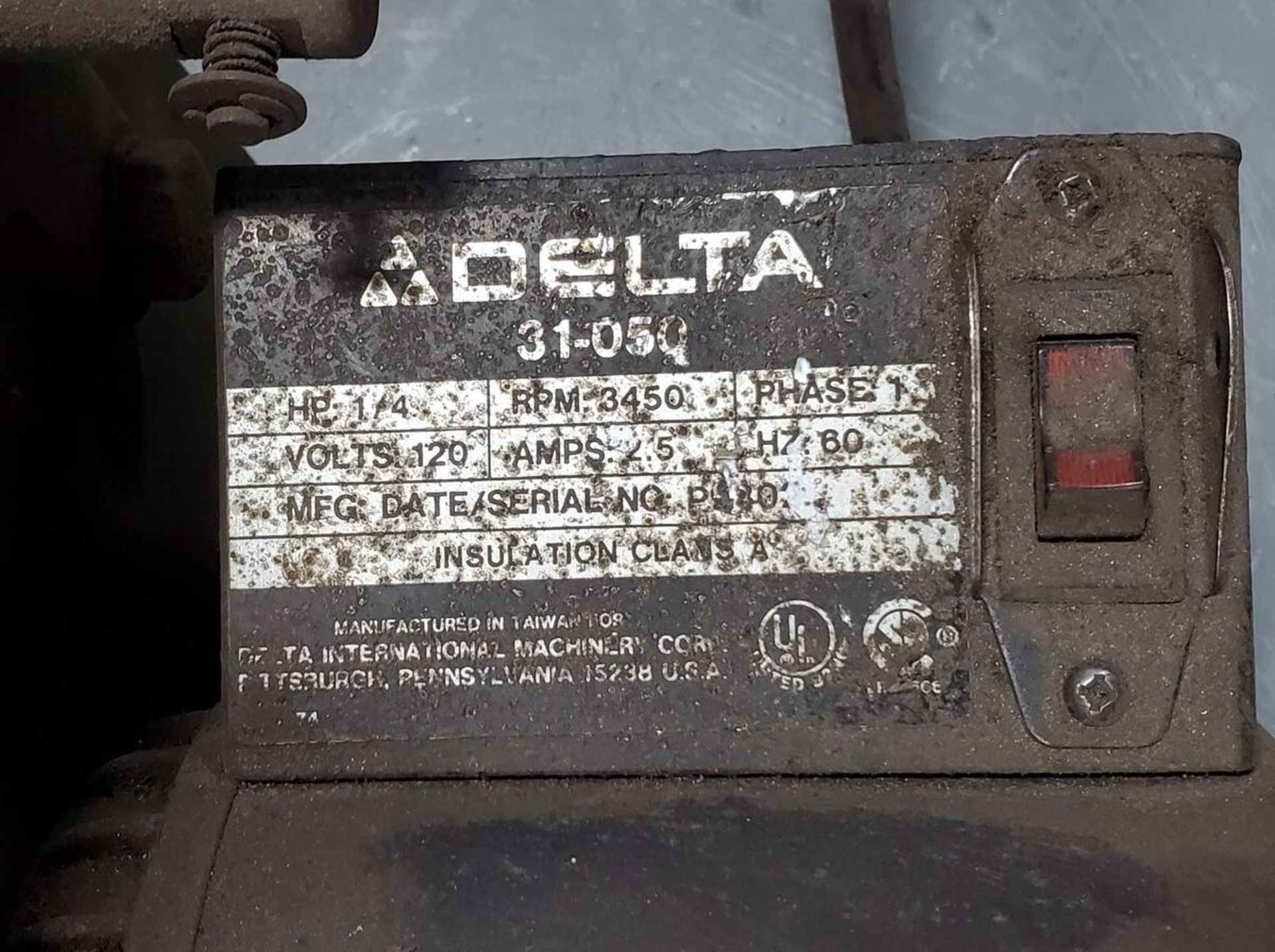 Delta 1" x 30" Belt Sander - Image 3 of 3