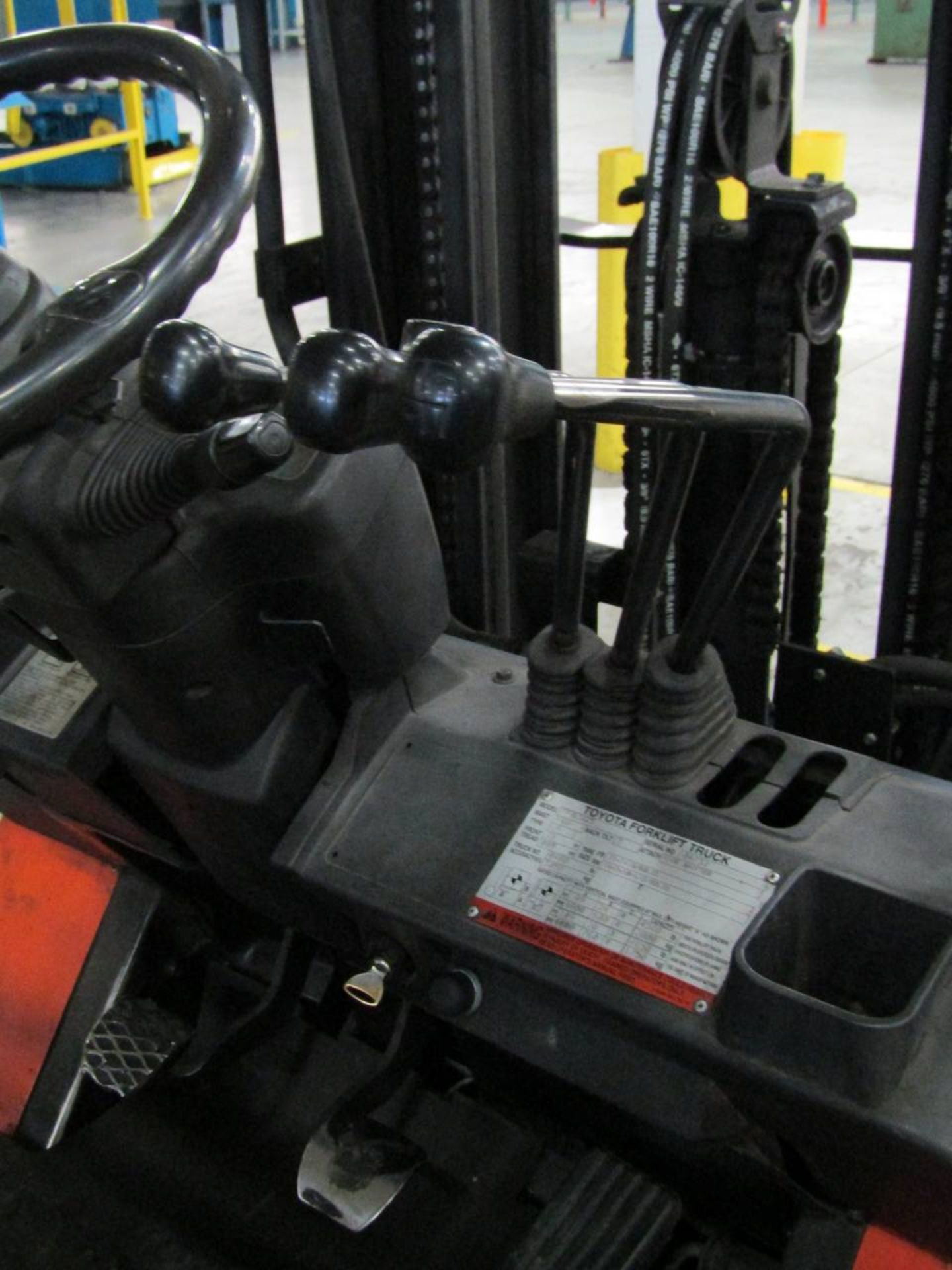 Toyota 7FHCU25 4,500 Lb. Capacity Forklift Truck - Image 13 of 21