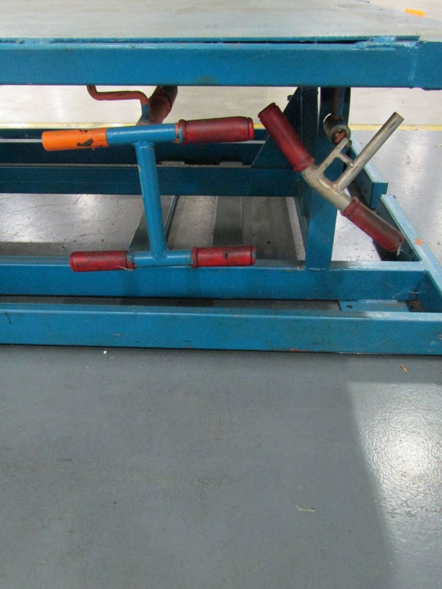 Hydraulic Table Lift - Image 4 of 4