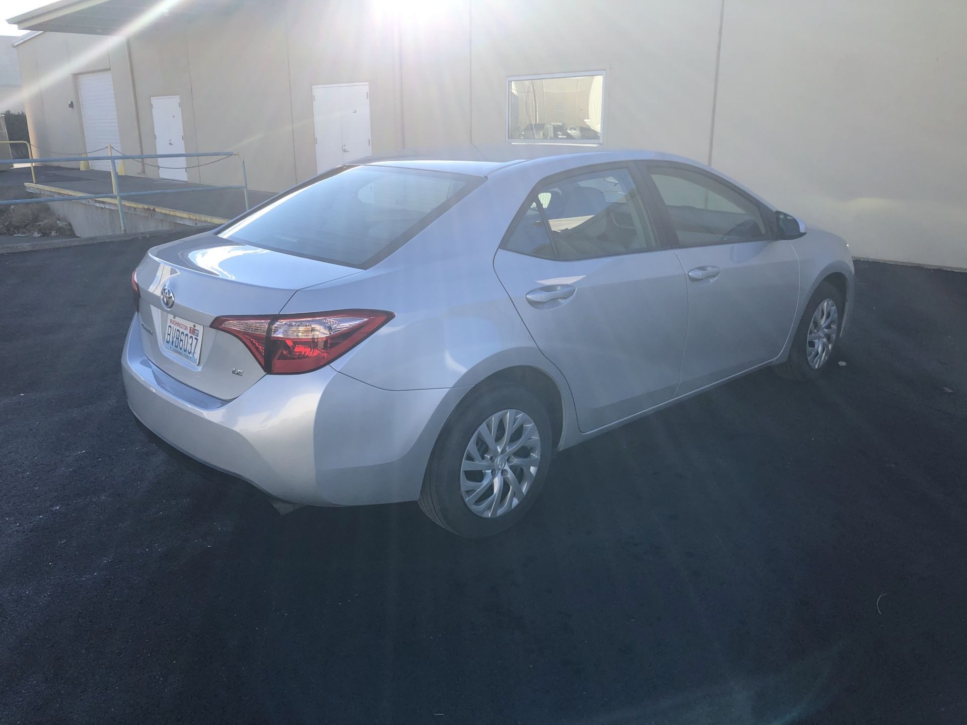 2017 Toyota Corolla LE 4-Door Sedan - Image 5 of 12