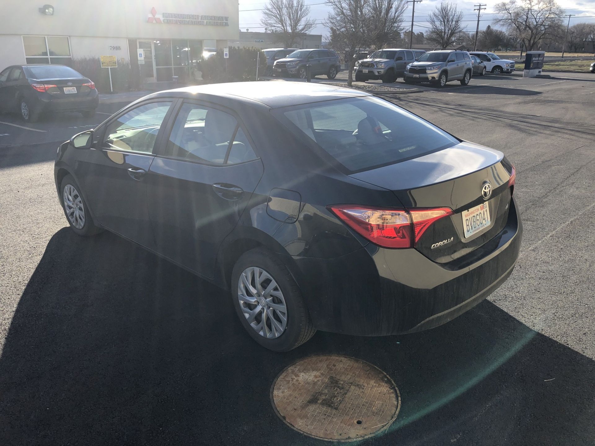 2017 Toyota Corolla LE 4-Door Sedan - Image 7 of 12