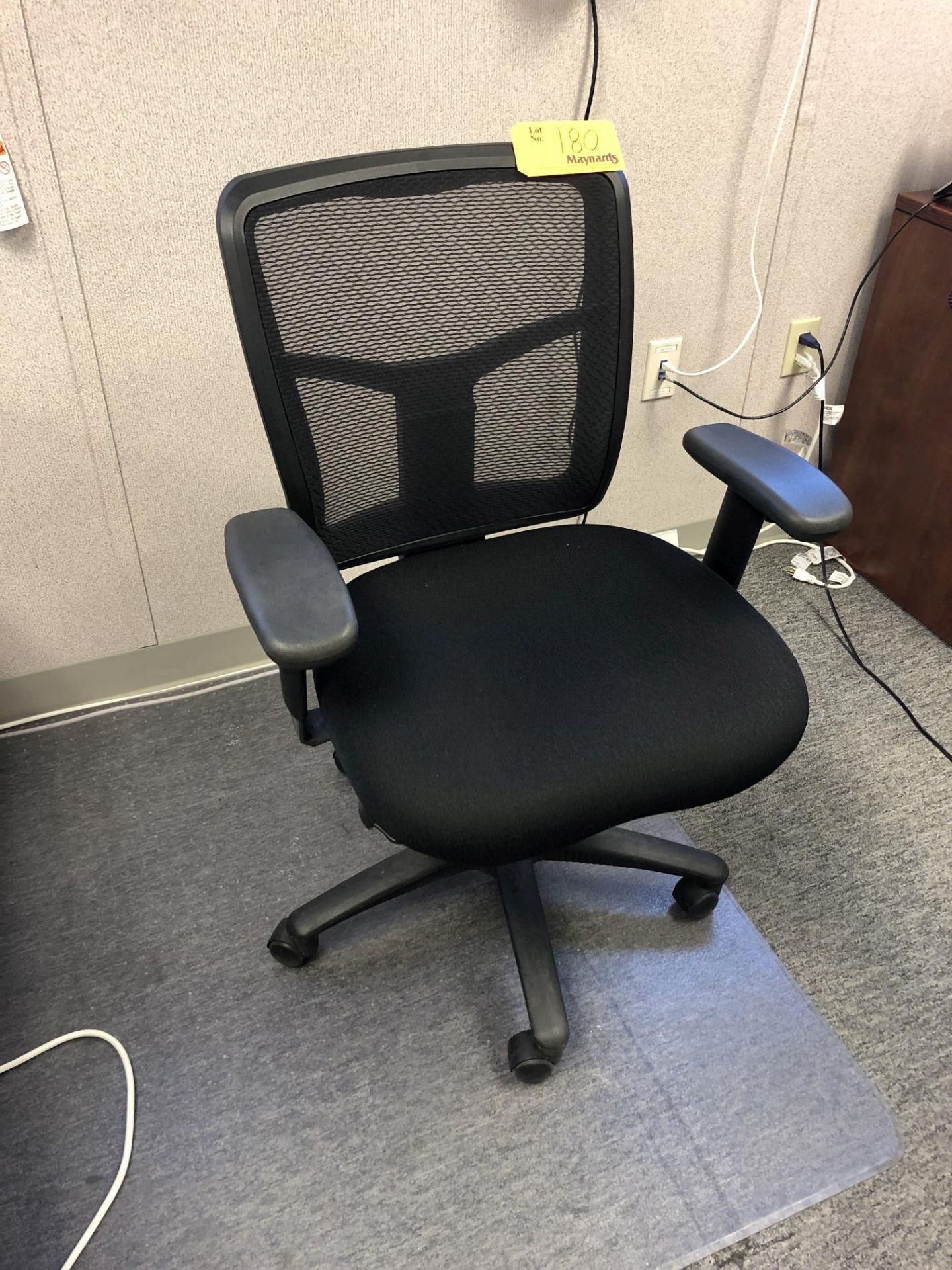 Lot of (16) Office Chairs