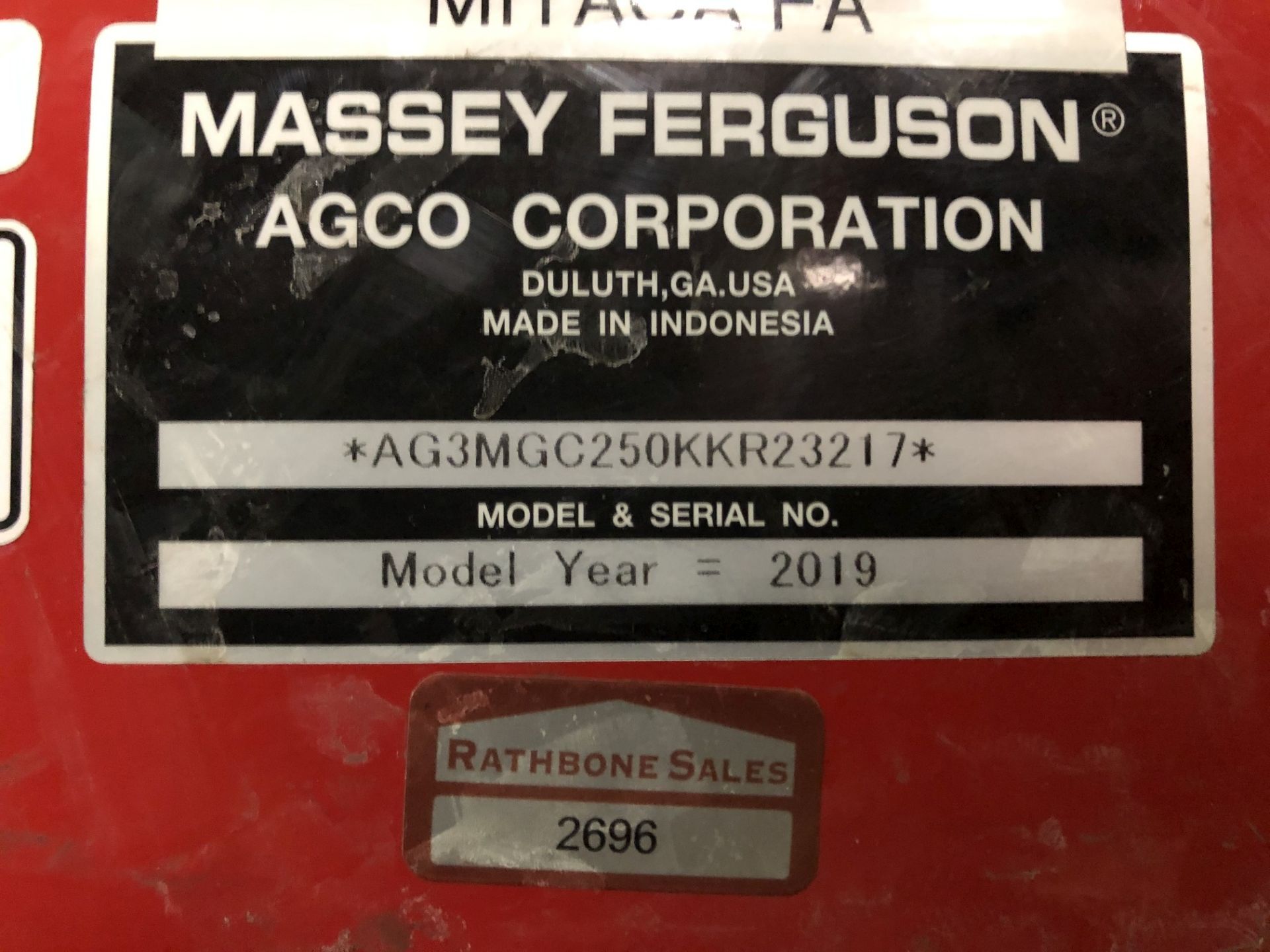 2019 Massey Ferguson GC1725M Tractor w/ Front Loader - Image 11 of 11