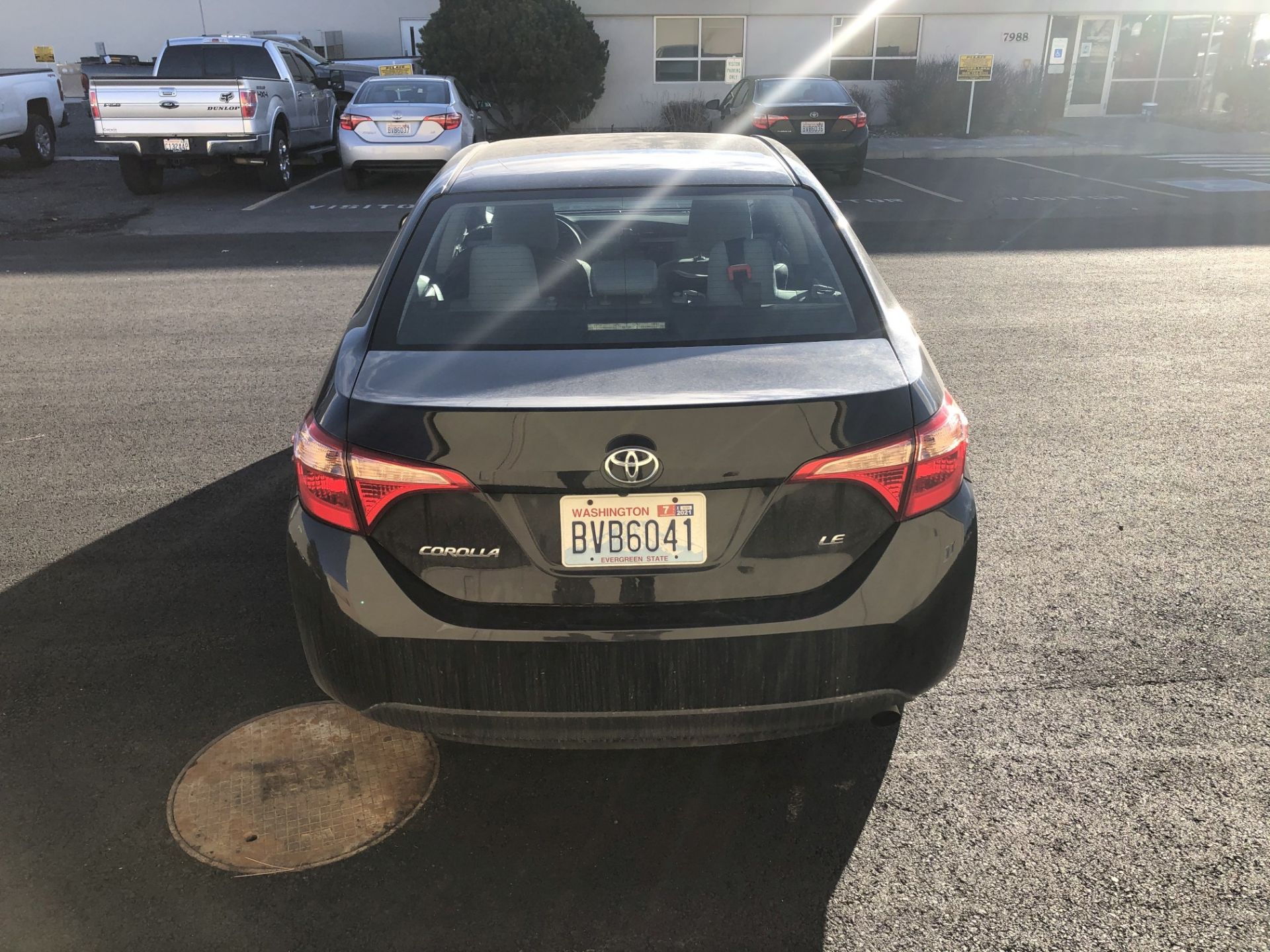 2017 Toyota Corolla LE 4-Door Sedan - Image 6 of 12