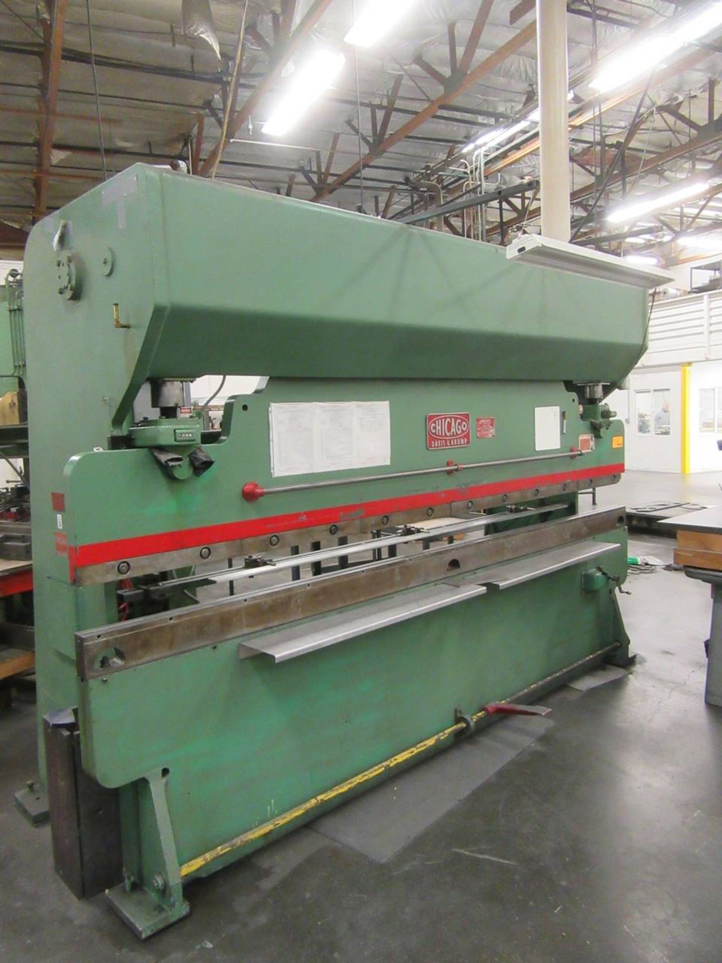 Chicago 1012-L 90 Ton Mechanical Press Brake