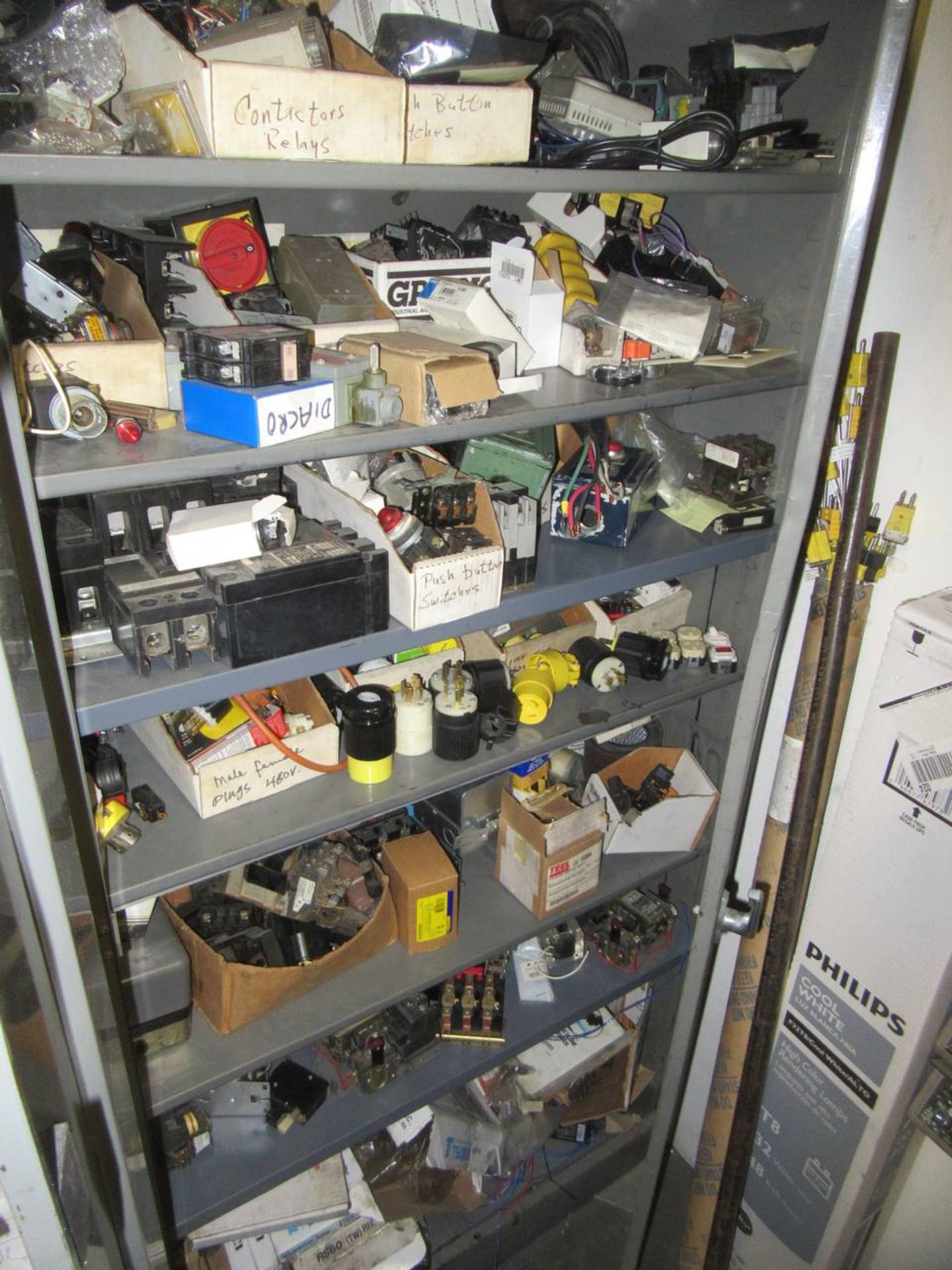 Storage Cabinet with contents - Image 2 of 3