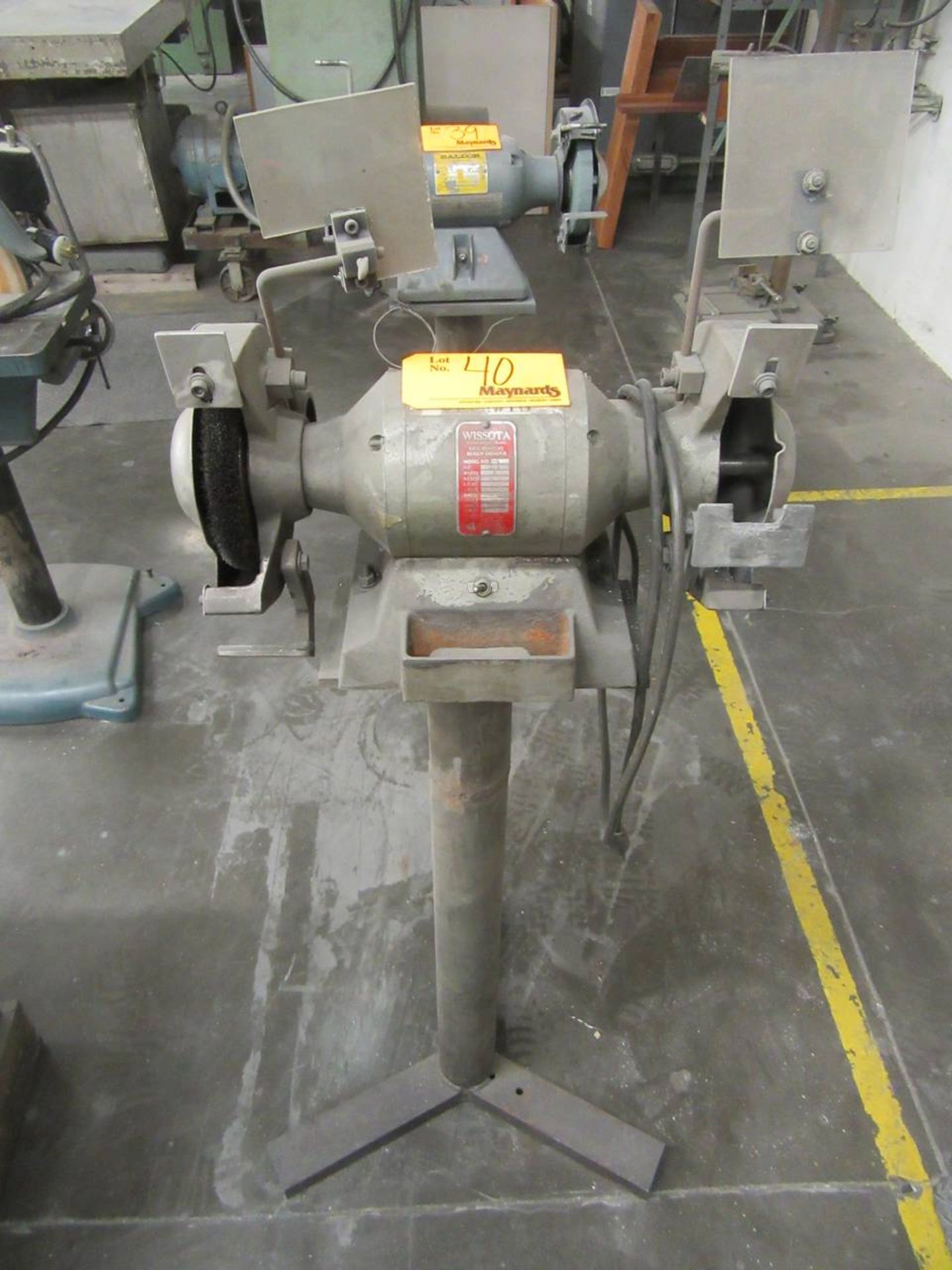 Wissota E-8 Pedestal Grinder