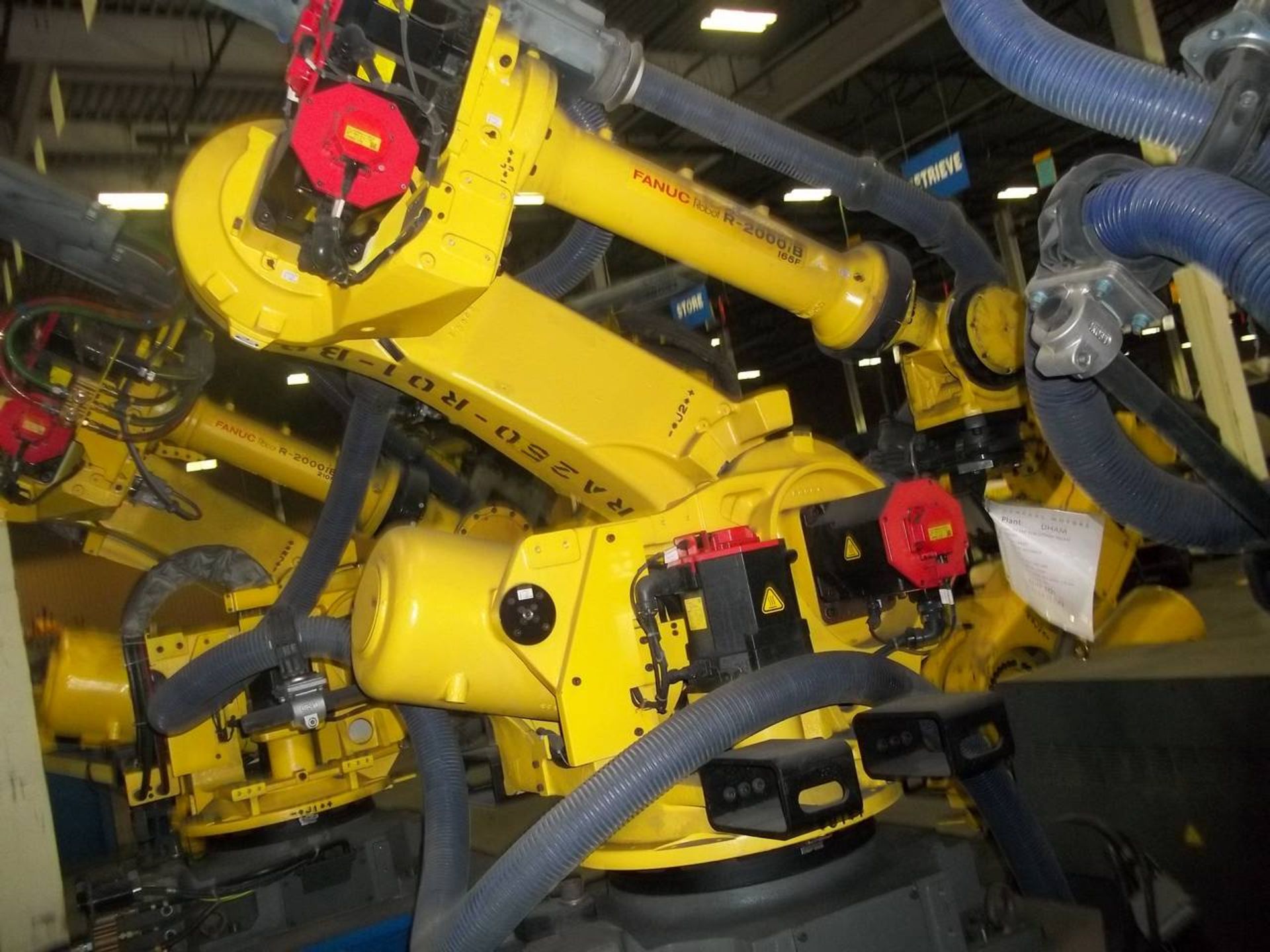 2010 Fanuc R2000ib-210F Robot