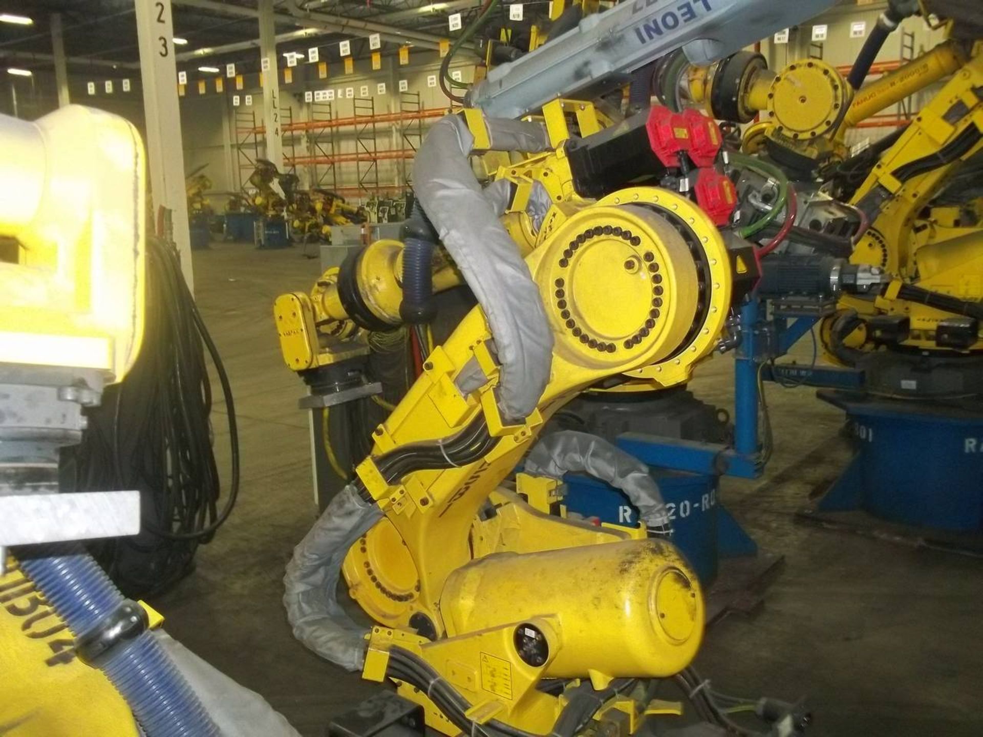 2009 Fanuc R2000ib-210F Robot - Image 2 of 5