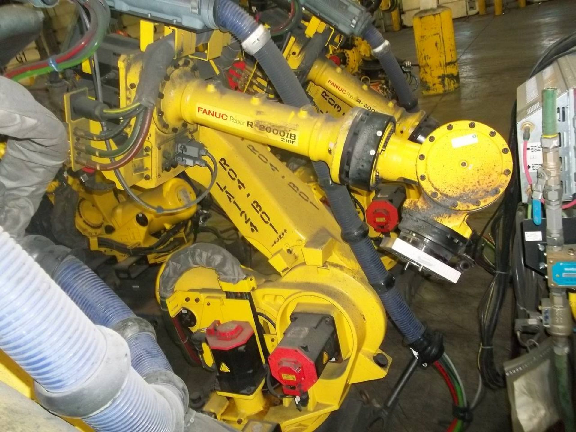 2014 Fanuc R2000ib-210F Robot - Image 3 of 5