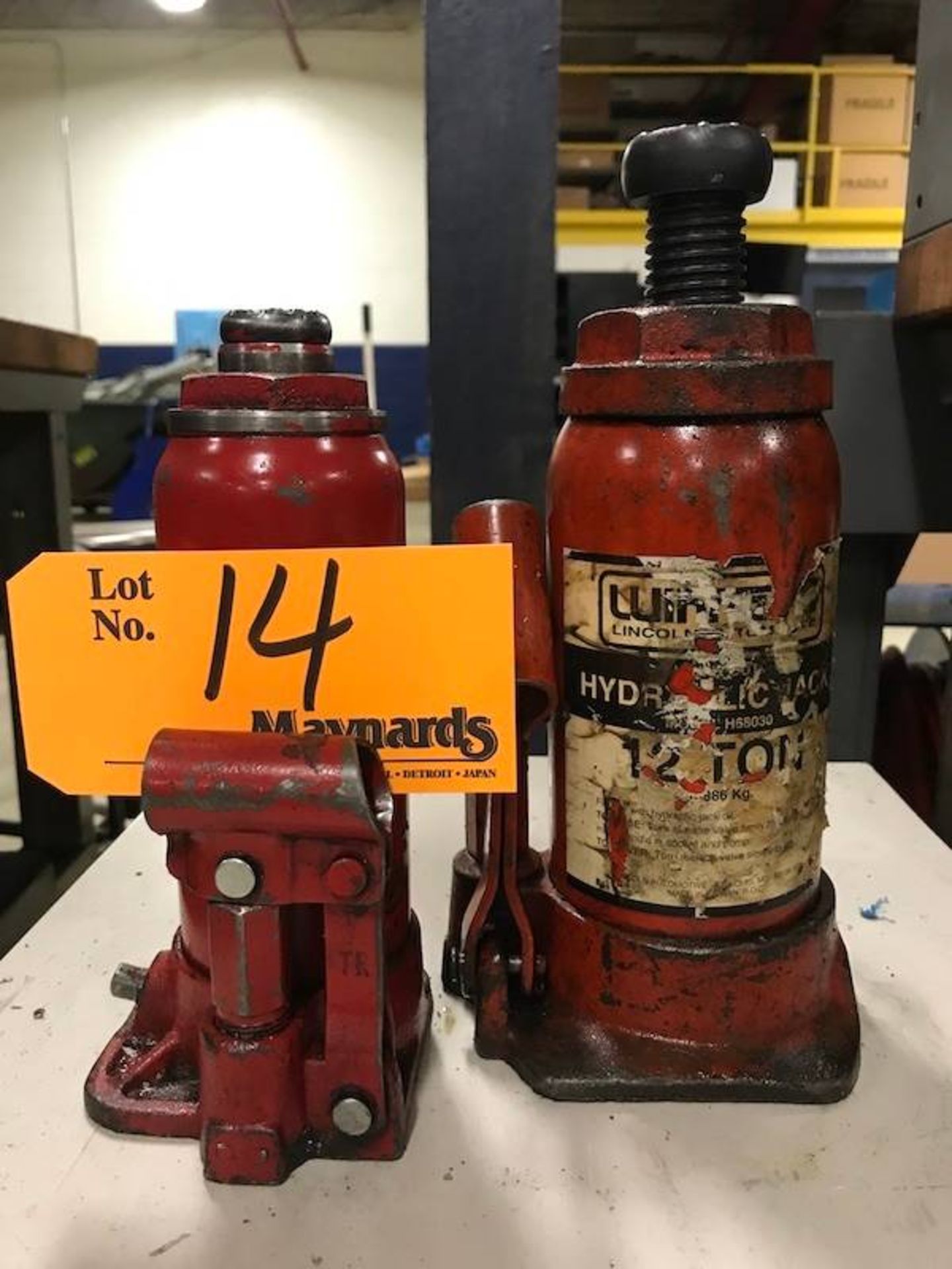 Lot of (2) Hydraulic Jacks