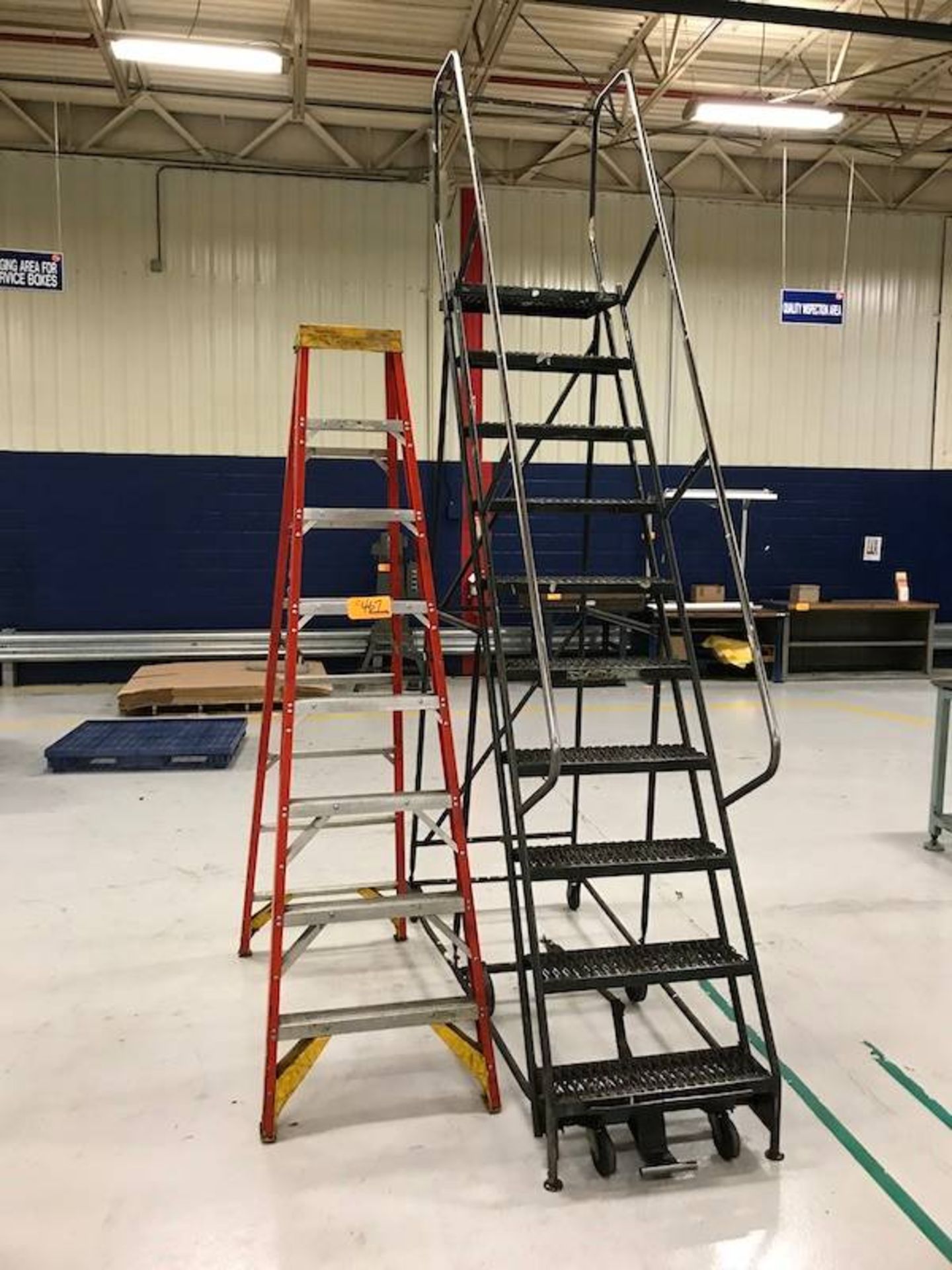 Lot with Portable Staircase and Ladder