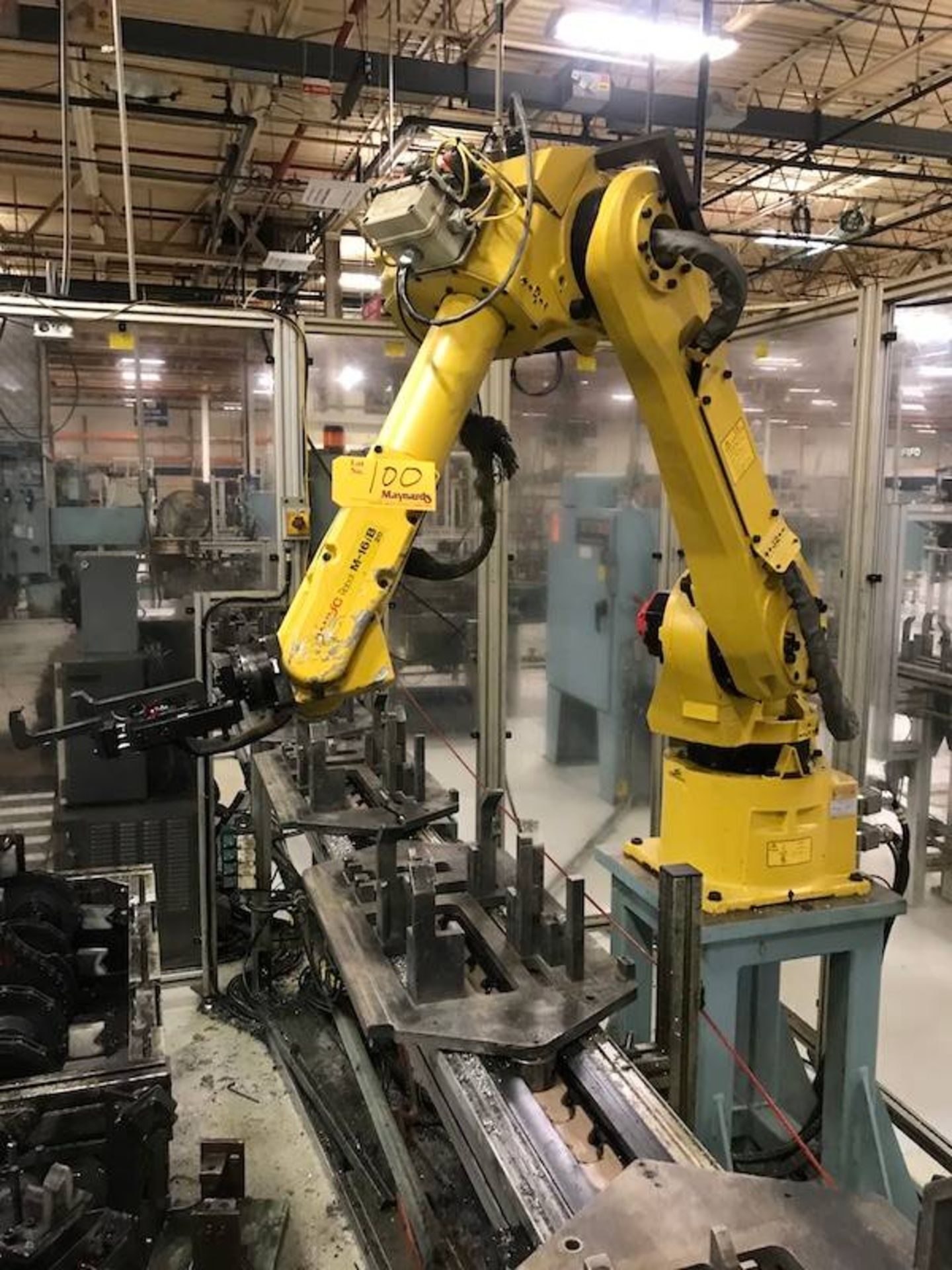 Fanuc M-16iB-20 Robot