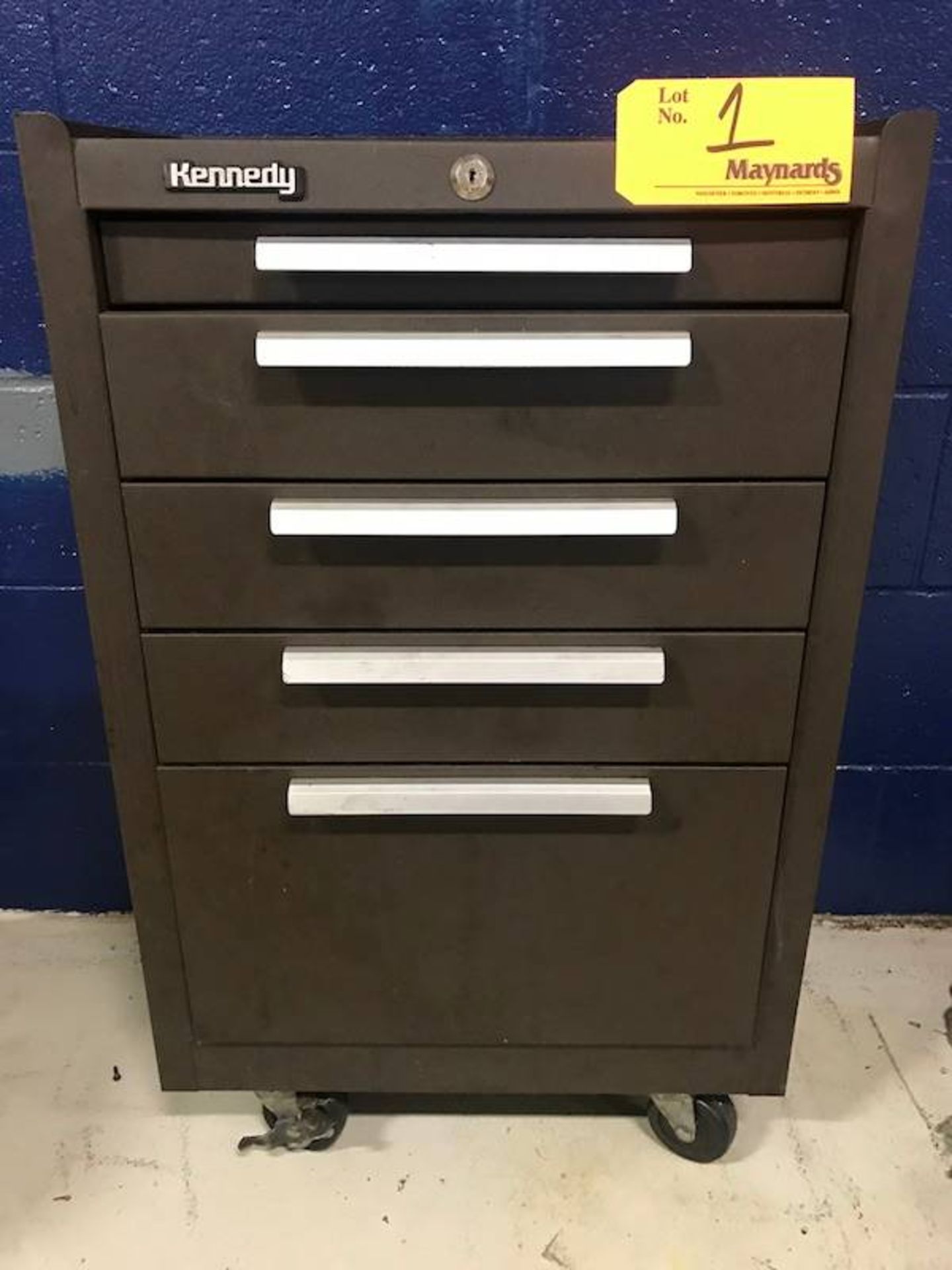 Kennedy Rolling Tool Box