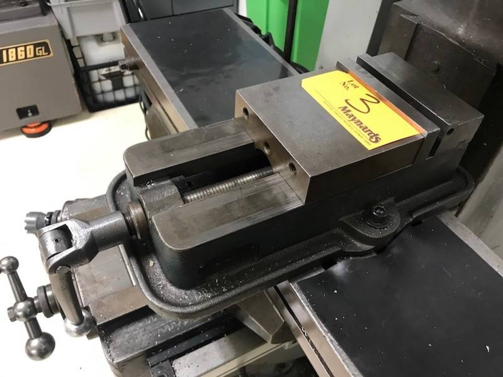 Kurt 6" Machine Vise