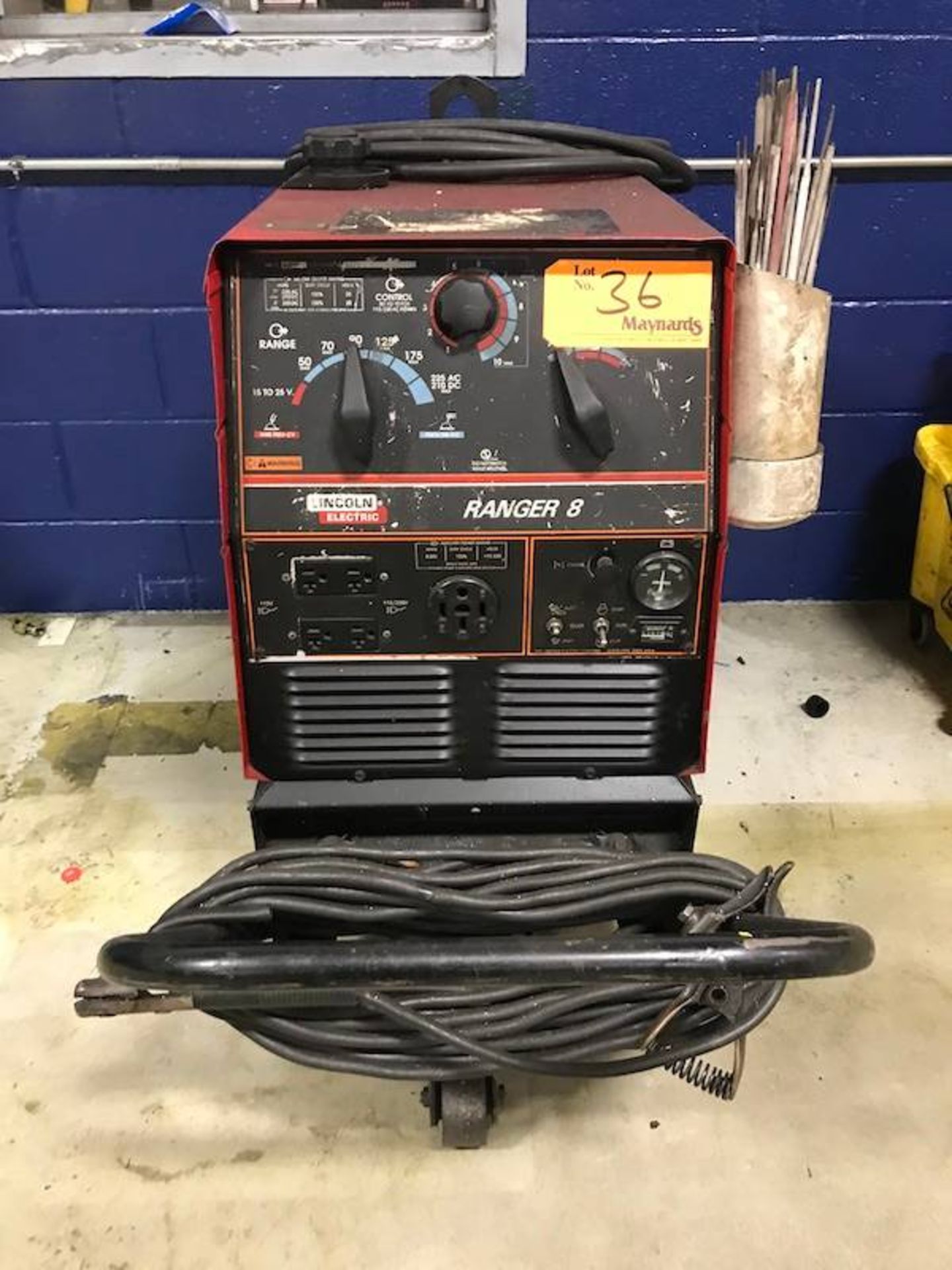 Lincoln Electric Ranger 8 Welder