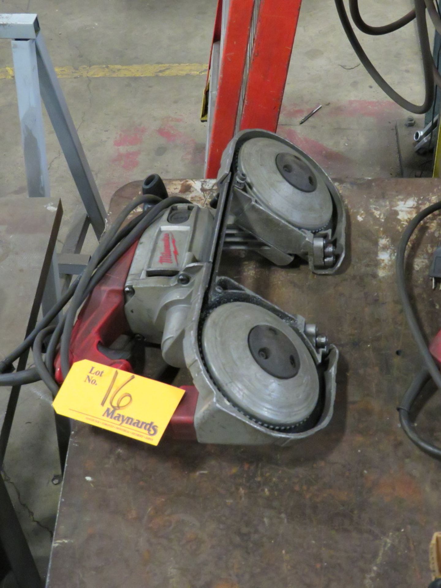 Milwaukee Portable Band Saw