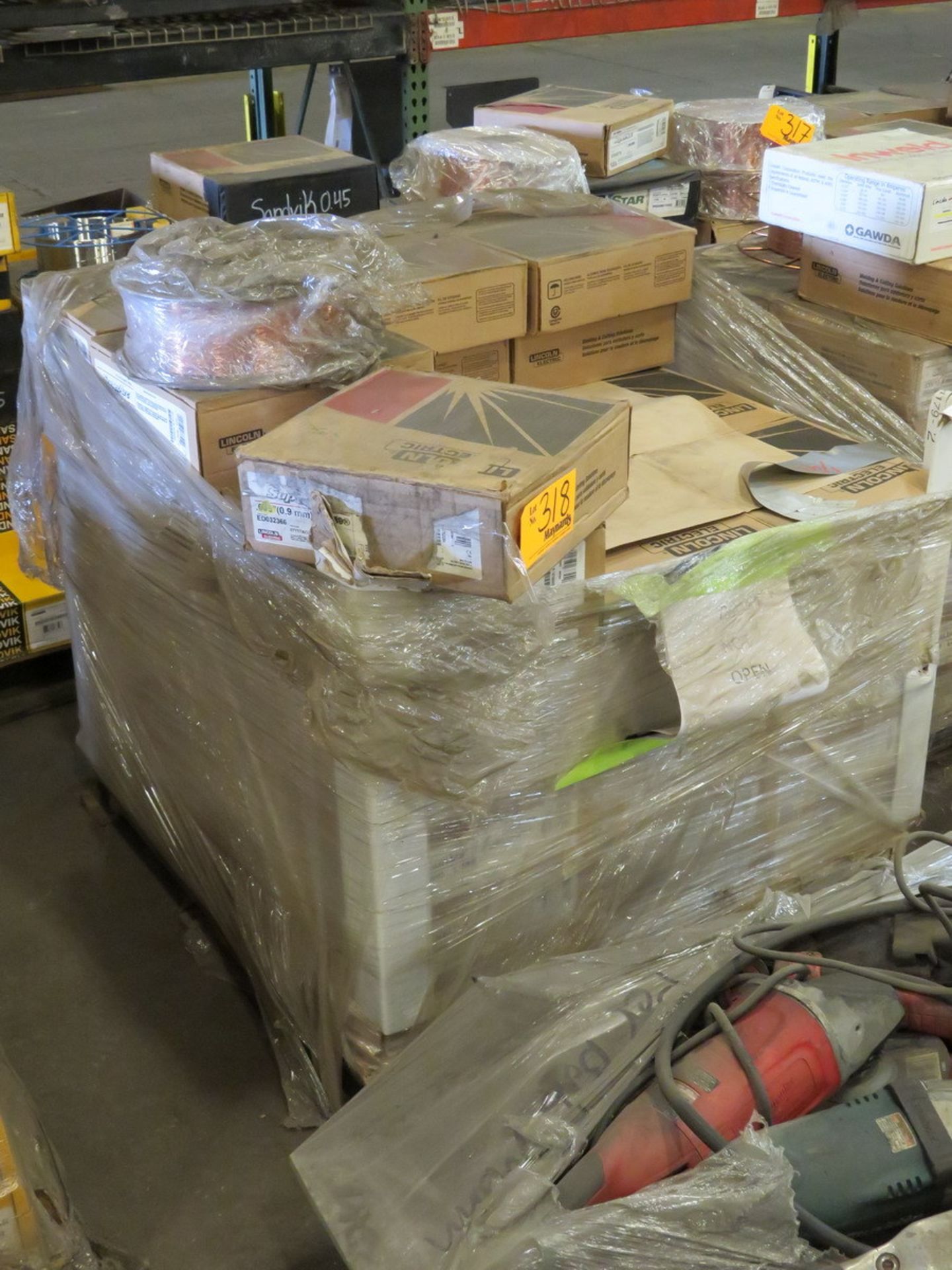 Lincoln Pallet of Welding Wire - Image 2 of 3