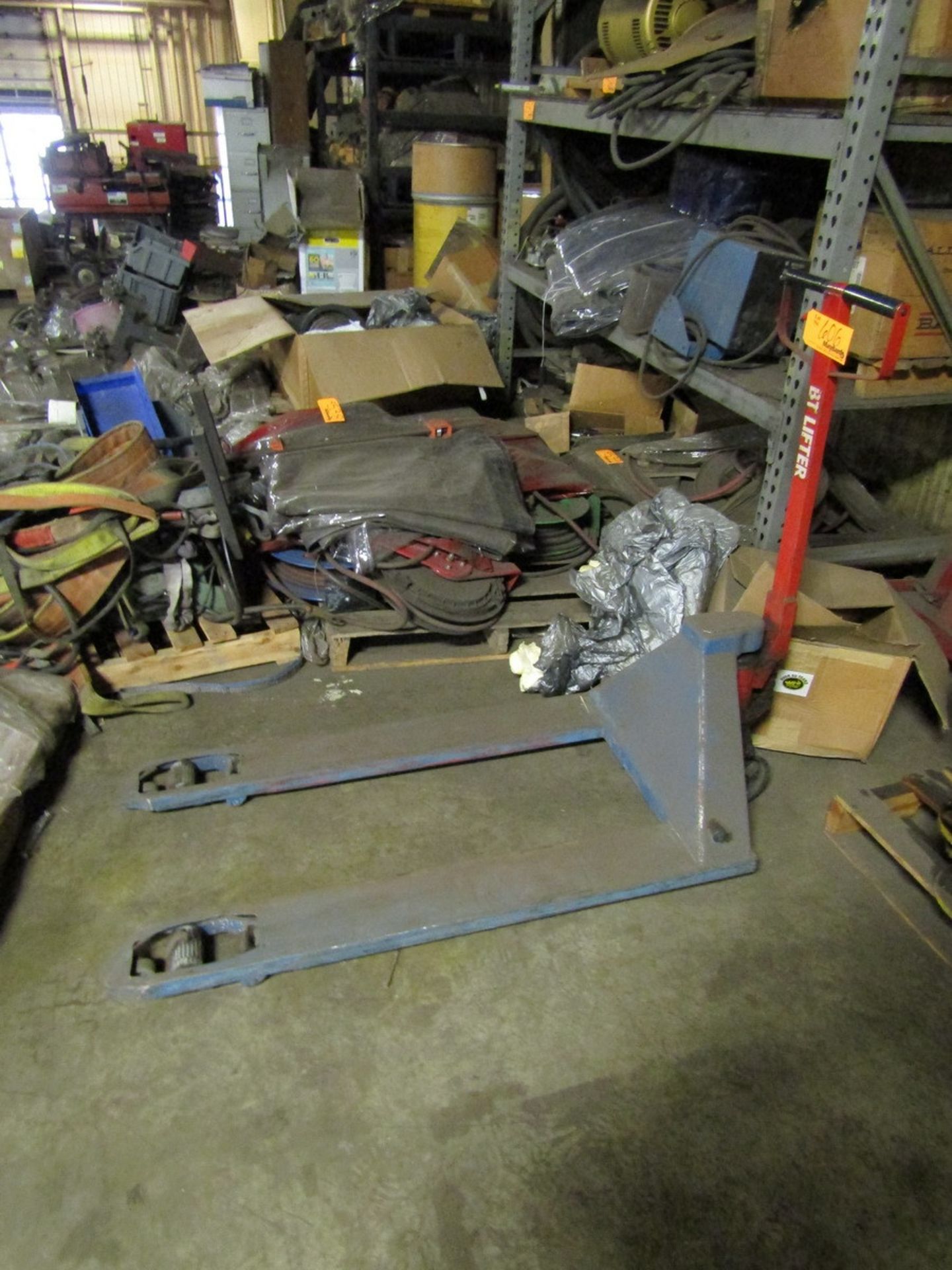 BT Lifter Pallet Jack