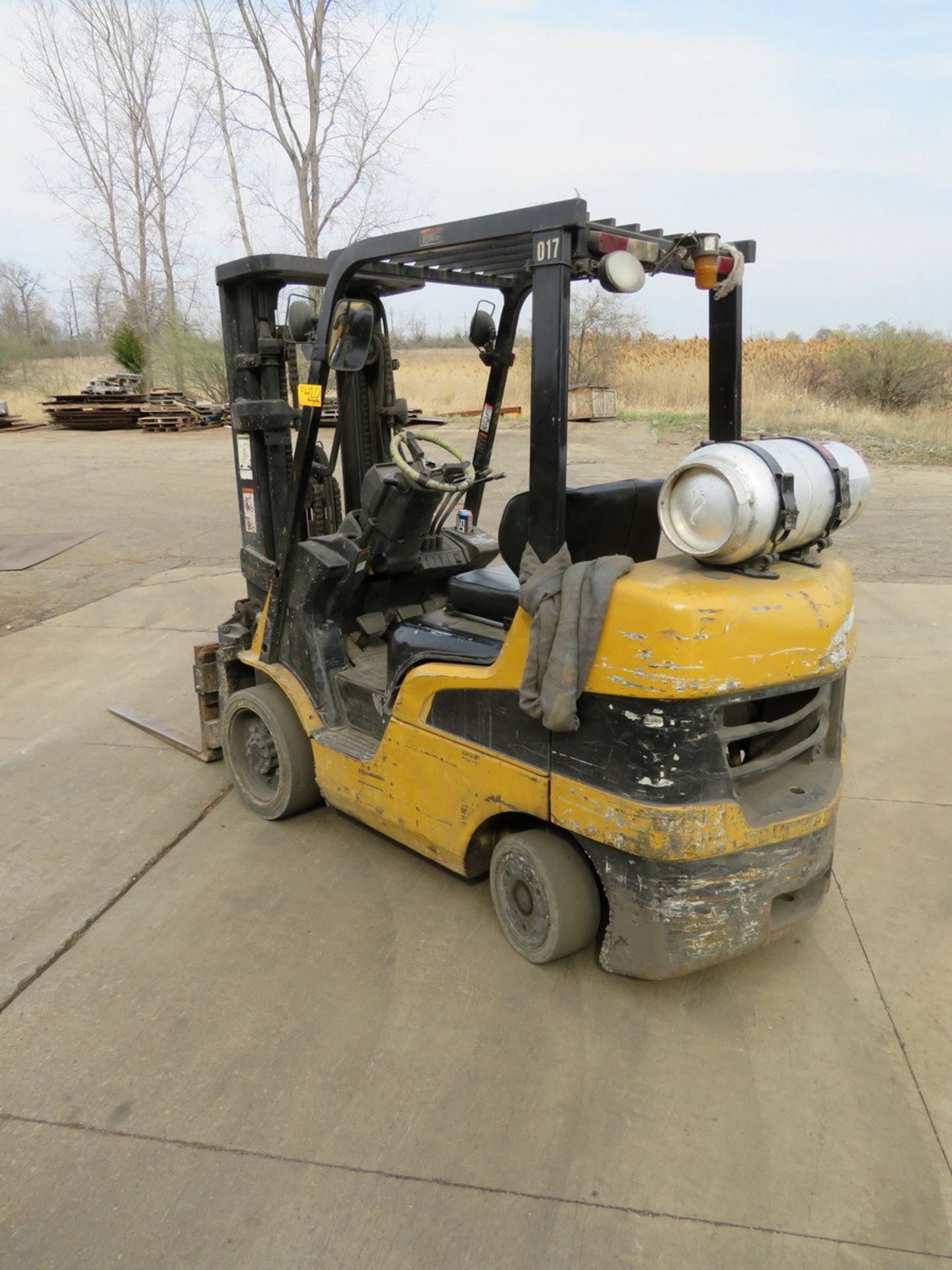 Caterpillar C6000 Propane Forklift - Image 2 of 25