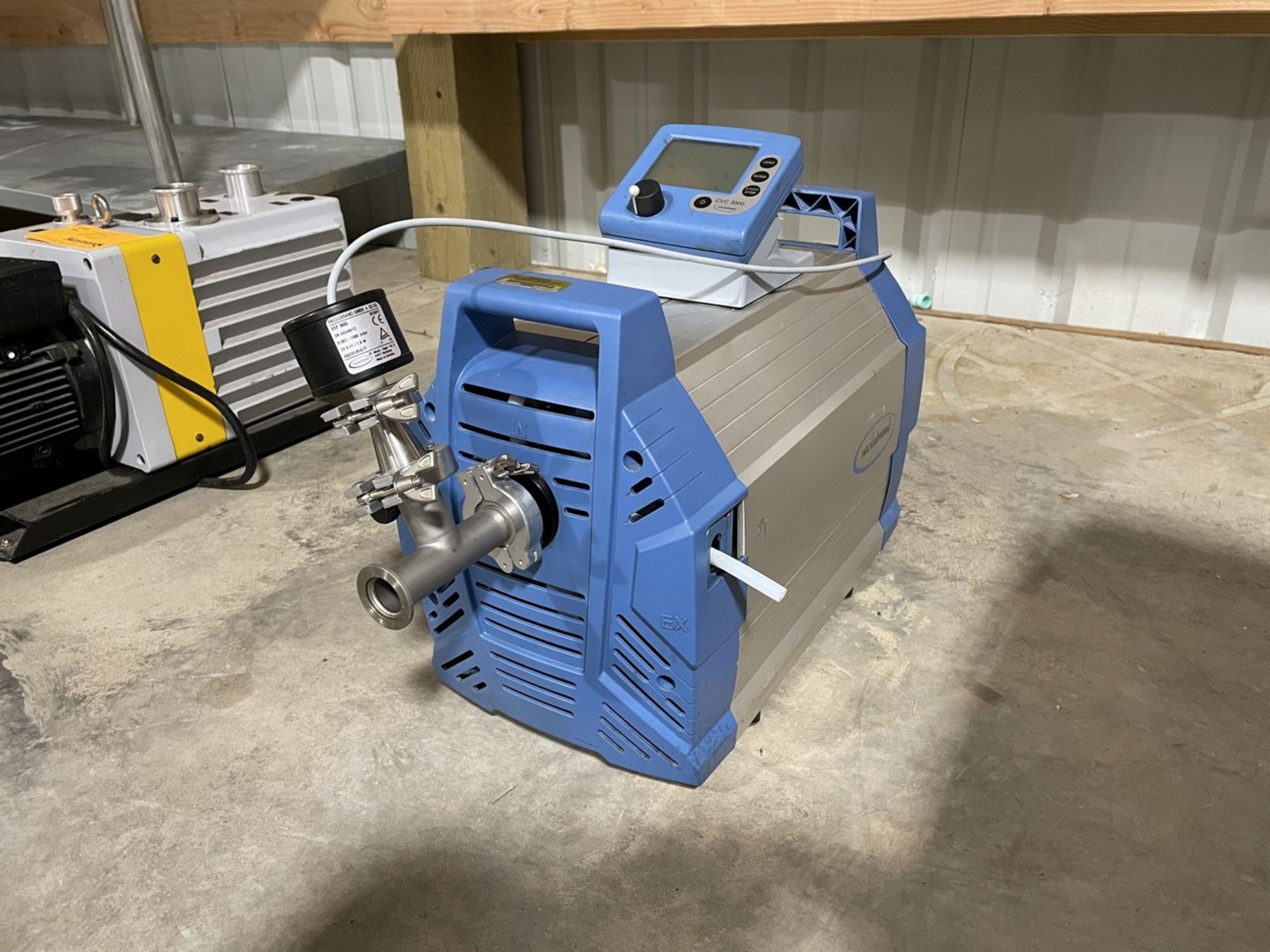 2018 Vacuubrand PC 3012 NT VARIO Chemistry Pumping Unit - Image 2 of 5