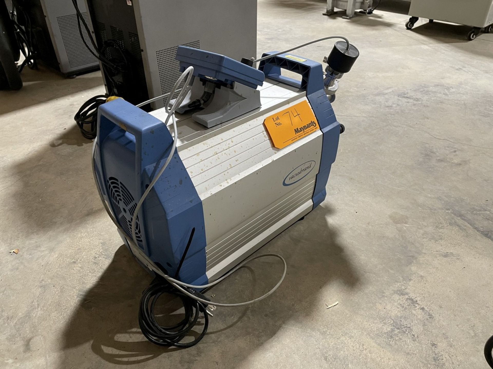 2018 Vacuubrand PC 3012 NT VARIO Chemistry Pumping Unit - Image 4 of 5