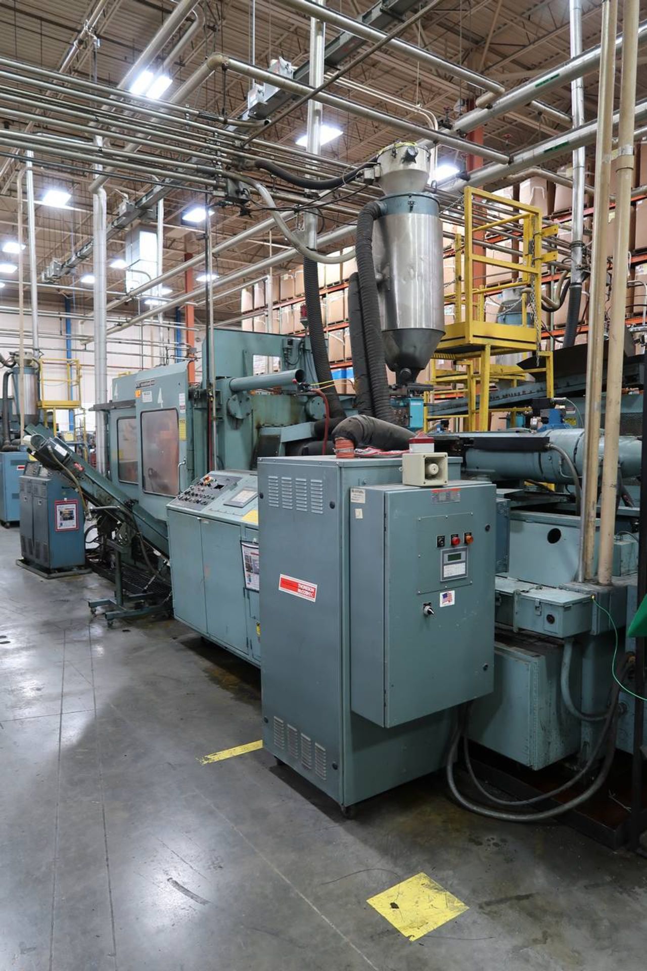 HPM 400-TP-20 400-Ton Thermo Plastic Injection Molding Press - Image 2 of 30