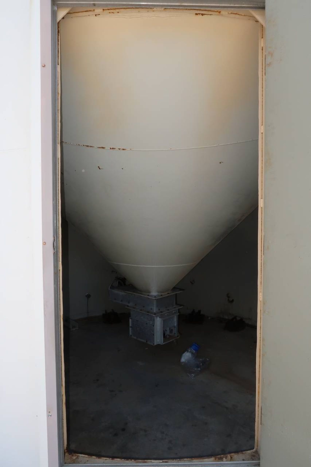 East Material Silo - Image 3 of 4