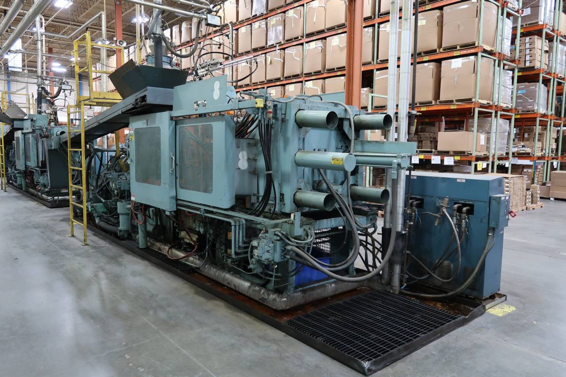 HPM 400-TP-20 400-Ton Thermo Plastic Injection Molding Press - Image 4 of 35