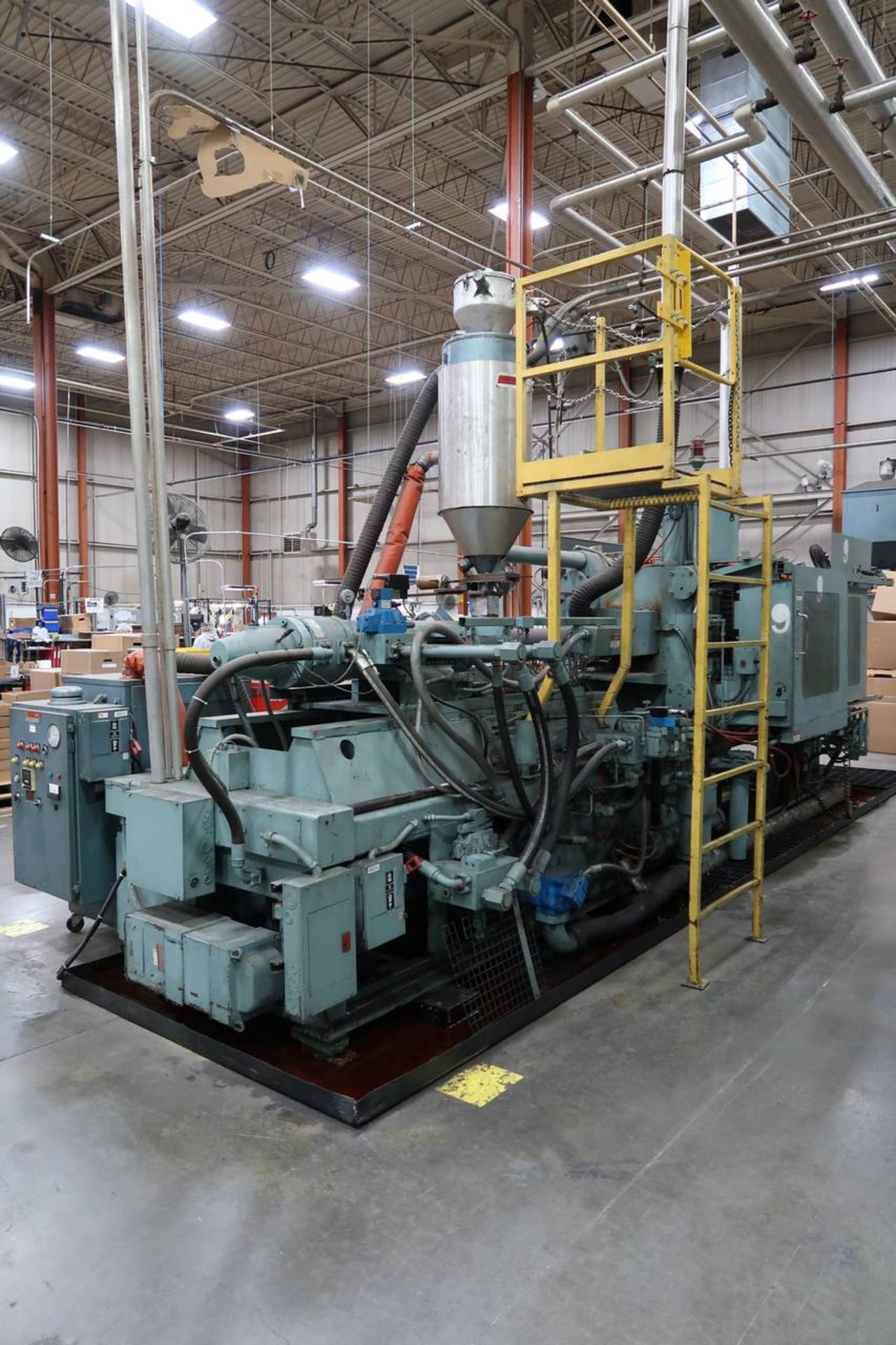 HPM 400-TP-20 400-Ton Thermo Plastic Injection Molding Press - Image 4 of 32