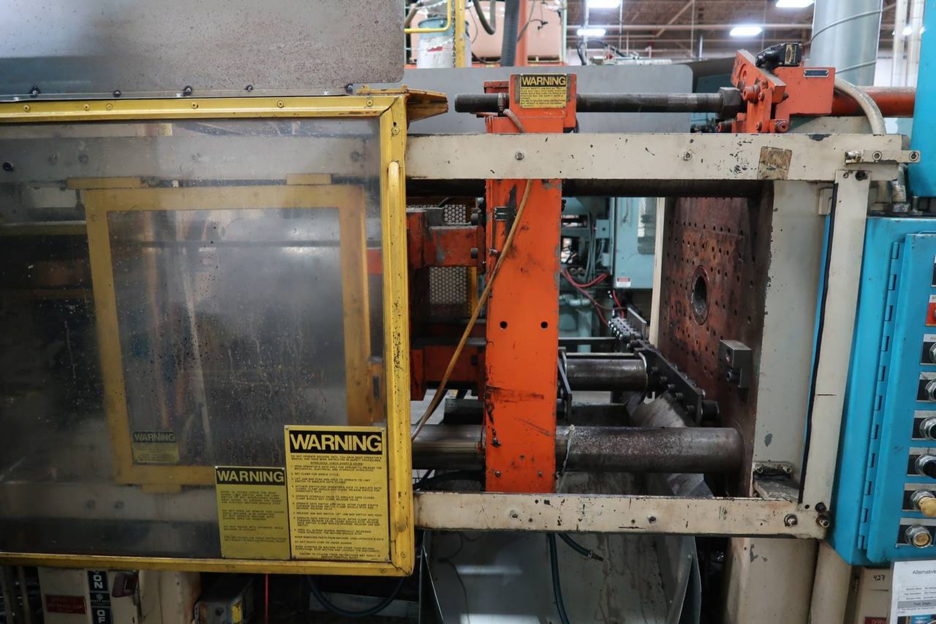 Cincinnati-Milacron 250T 250-Ton Thermo Plastic Injection Molding Press - Image 6 of 46