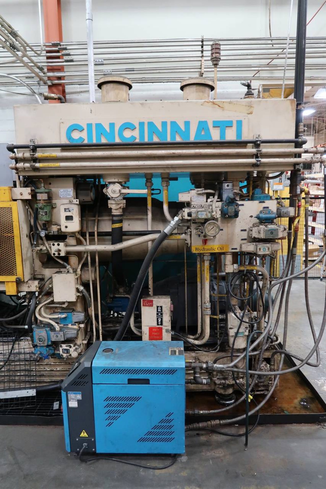 Cincinnati-Milacron 250T 250-Ton Thermo Plastic Injection Molding Press - Image 19 of 46