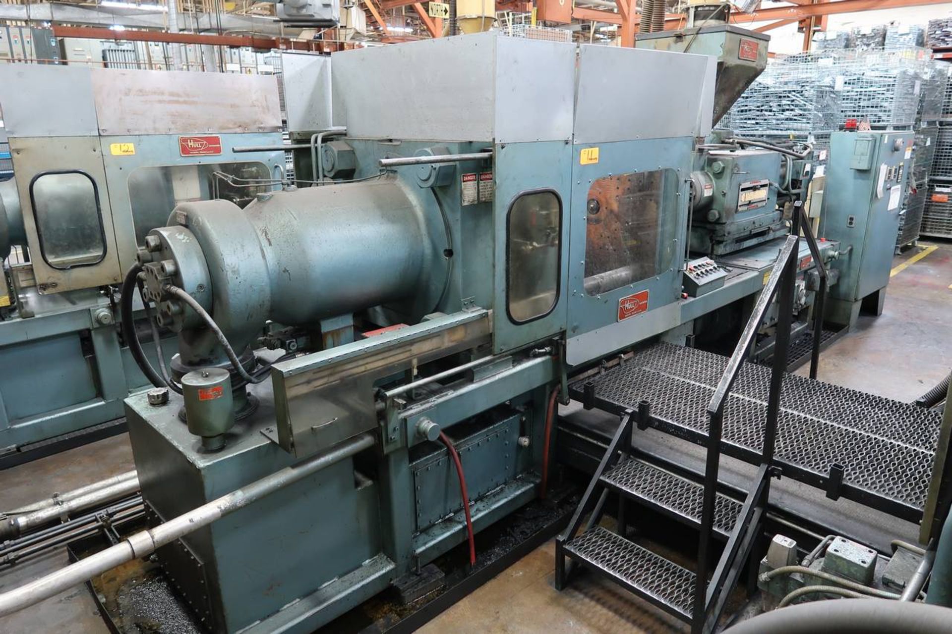 Hull 110275 275-Ton Thermoset Injection Molding Press