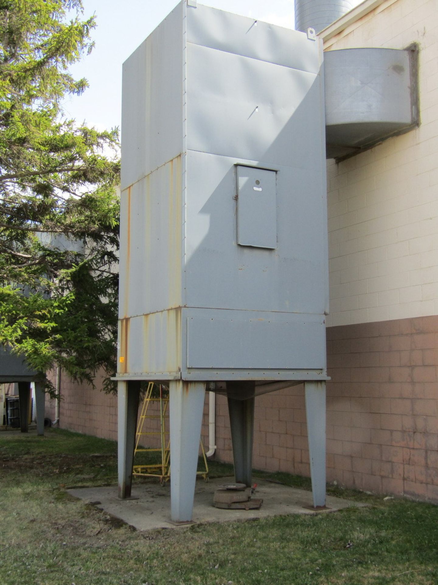 Dust Collector - Image 2 of 8