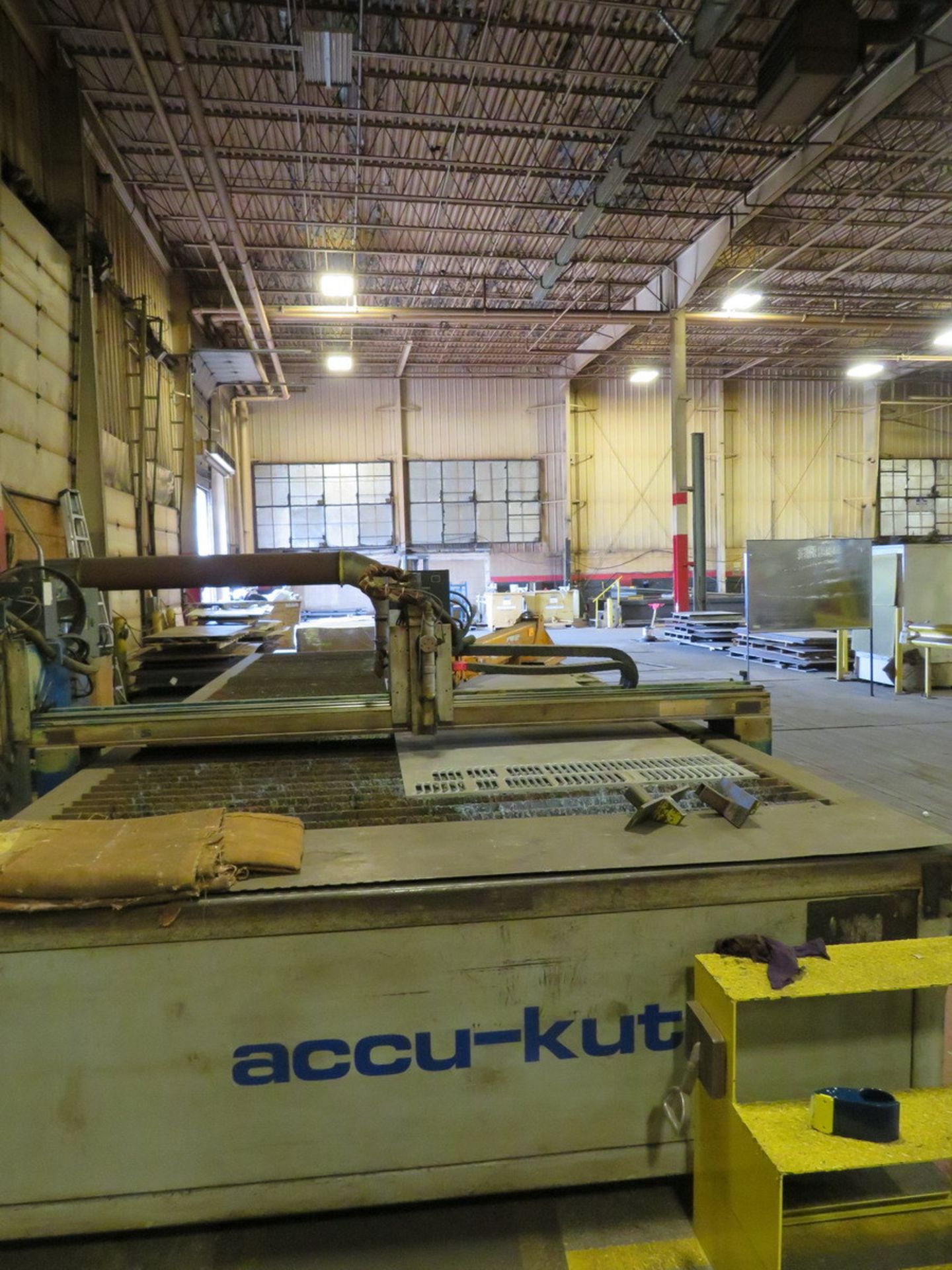 Accu-Kut Dual Head Plasma Cutting Table