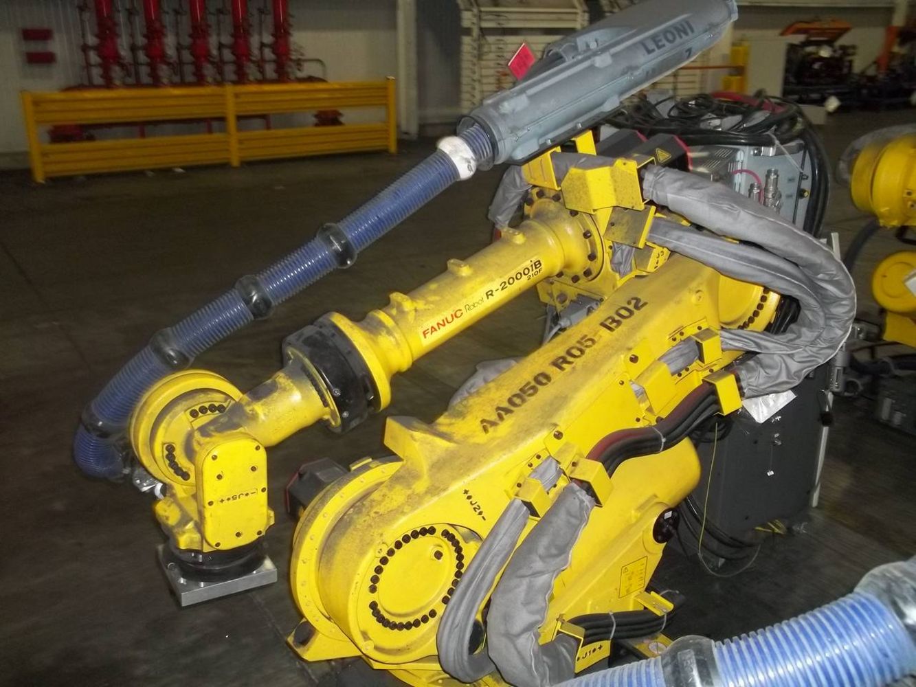 Short Notice - Online Auction of Surplus Fanuc R2000ib and M900ia Robots