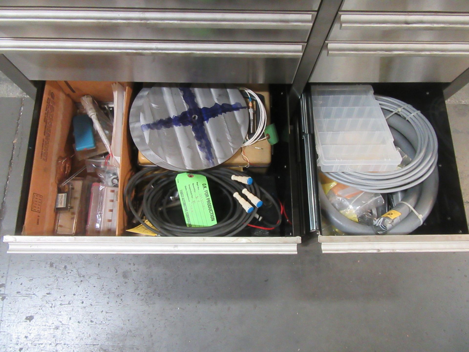 CSPS Stackable Tool Box - Image 14 of 14