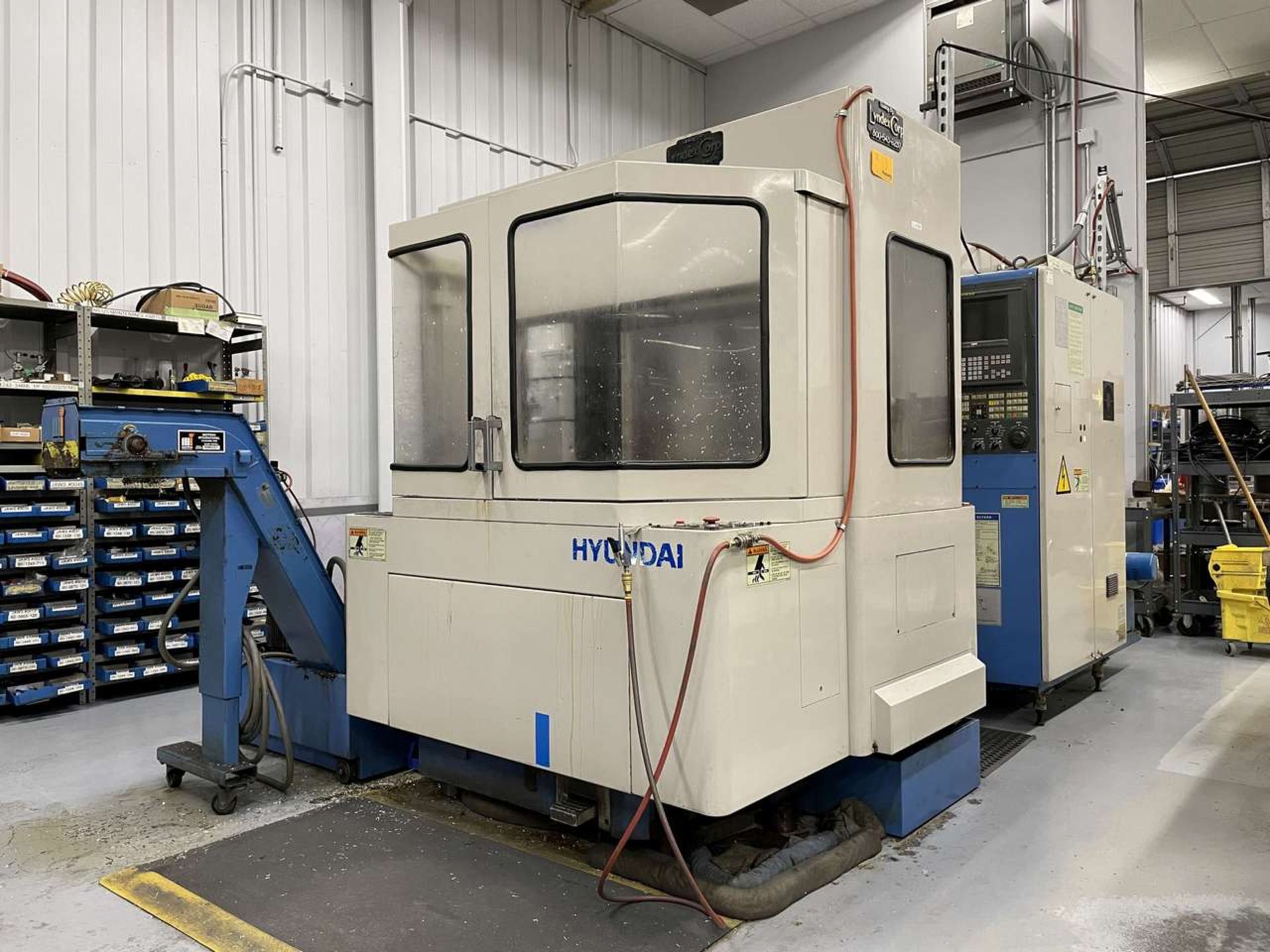 Hyundai SPT-H400 4-Axis CNC Horizontal Machining Center