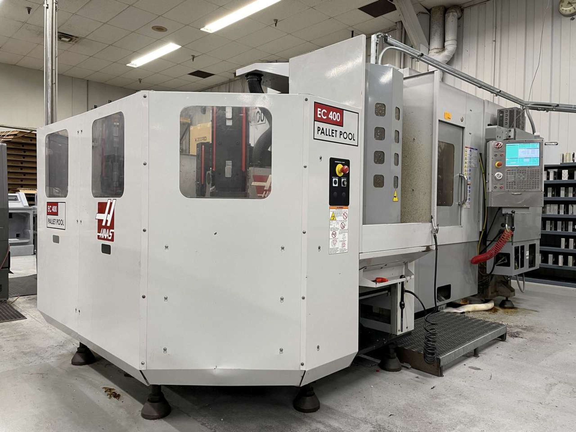 2008 Haas EC-400PP 4-Axis CNC Horizontal Machining Center w/ 6-Station Pallet Pool - Image 2 of 19