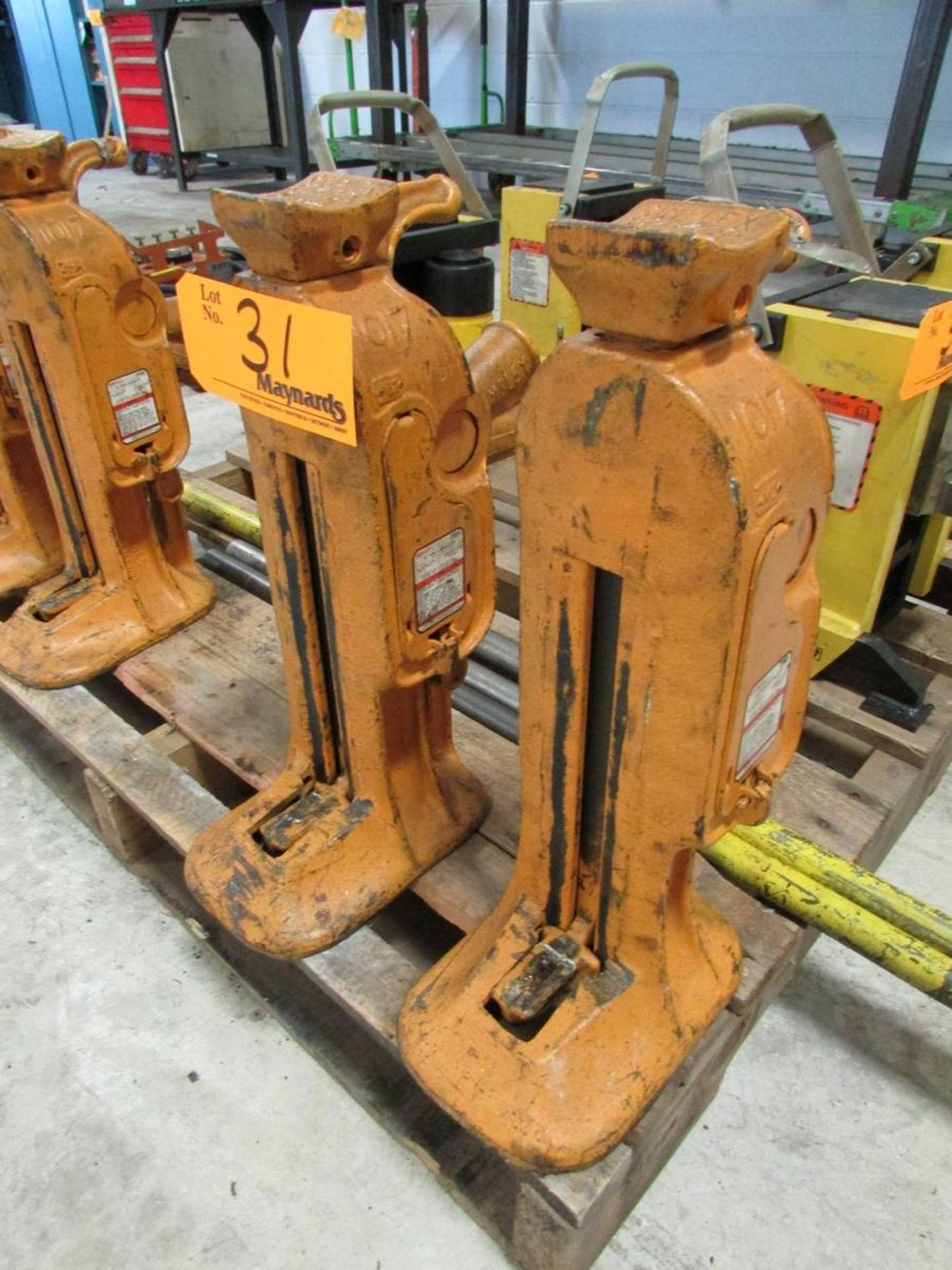 Simplex 1017 (2) 10-Ton Machine Lift Jacks - Image 3 of 4