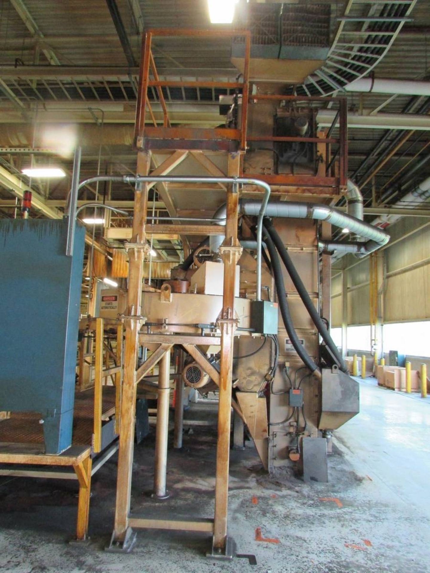 2000 USF Surface Preparation Group DE0001AQ 4-Wheel Tru-Blast Rotary Mesh Table Wheelabrator - Image 7 of 19