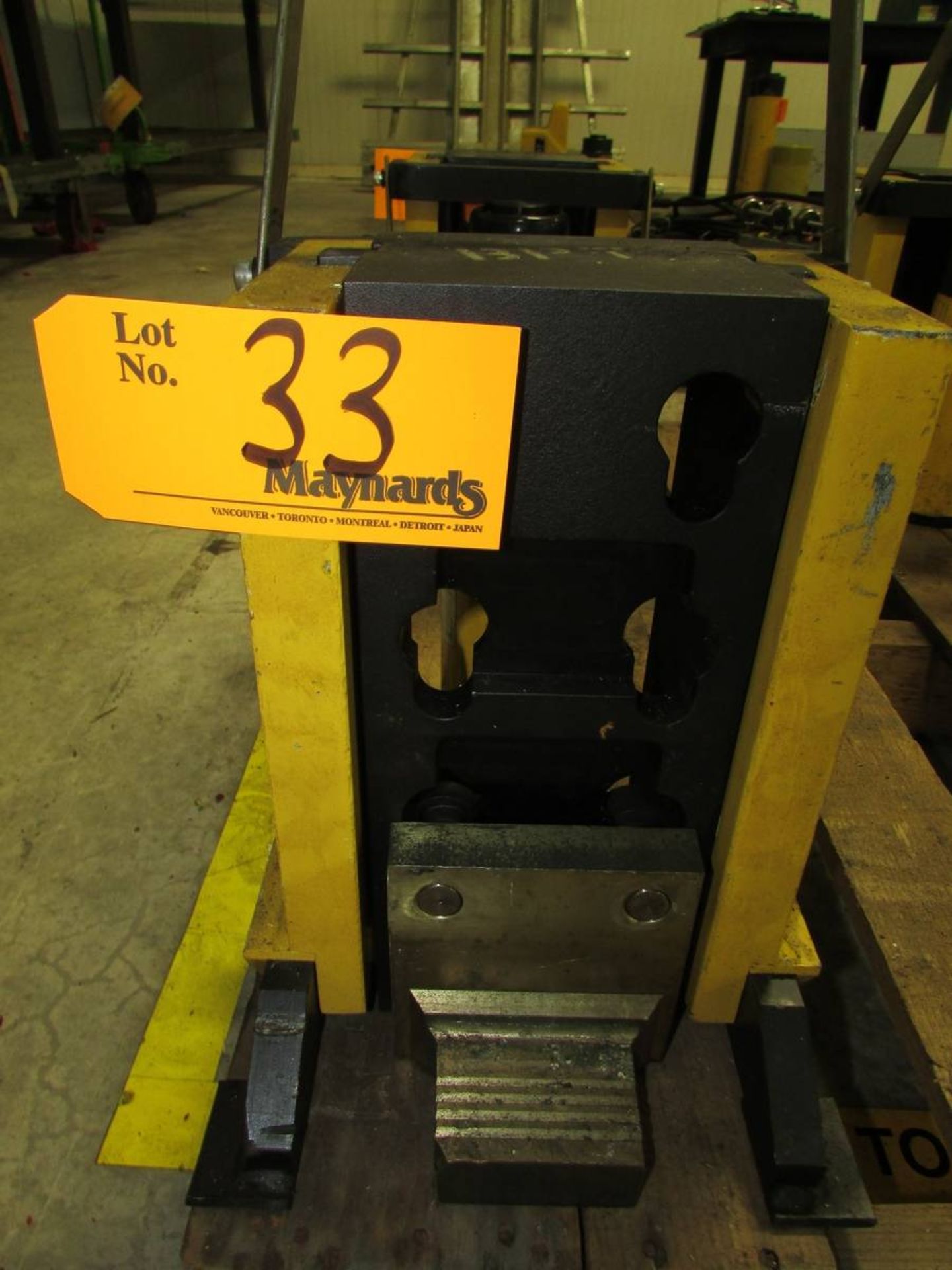 Enerpac SOH23LC 20-Ton Hydraulic Ram Machine Lift Jack - Image 2 of 5