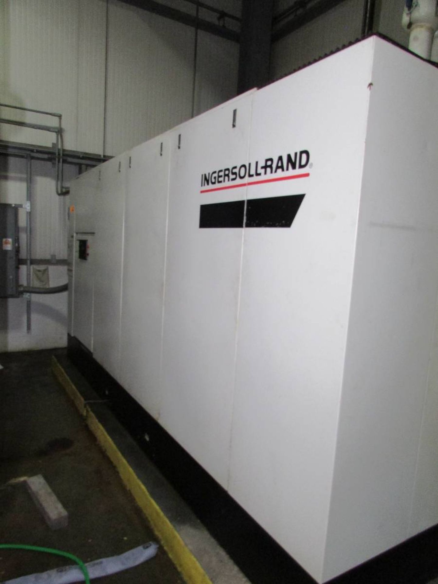 Ingersoll Rand SSR-XFE250-2S 250 HP Rotary Screw Air Compressor - Image 2 of 13