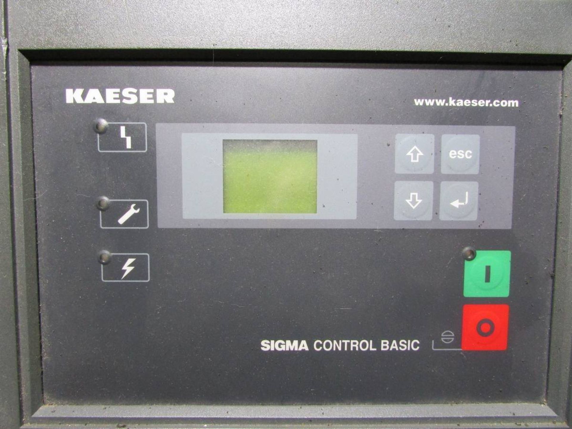 2006 Kaeser SM8 7.5HP Horizontal Tank Mounted Compressor/ Air Dryer Combo - Image 6 of 15