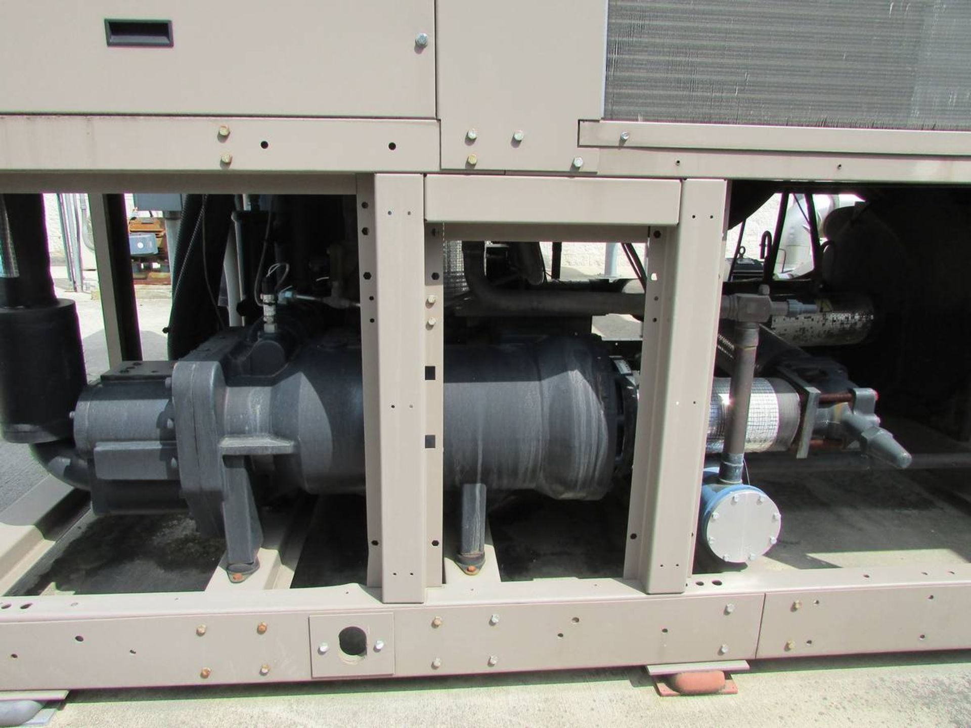 2012 York YCIV0307PA46VABSXT 300 Ton Air Cooled Screw Liquid Chiller - Image 8 of 14