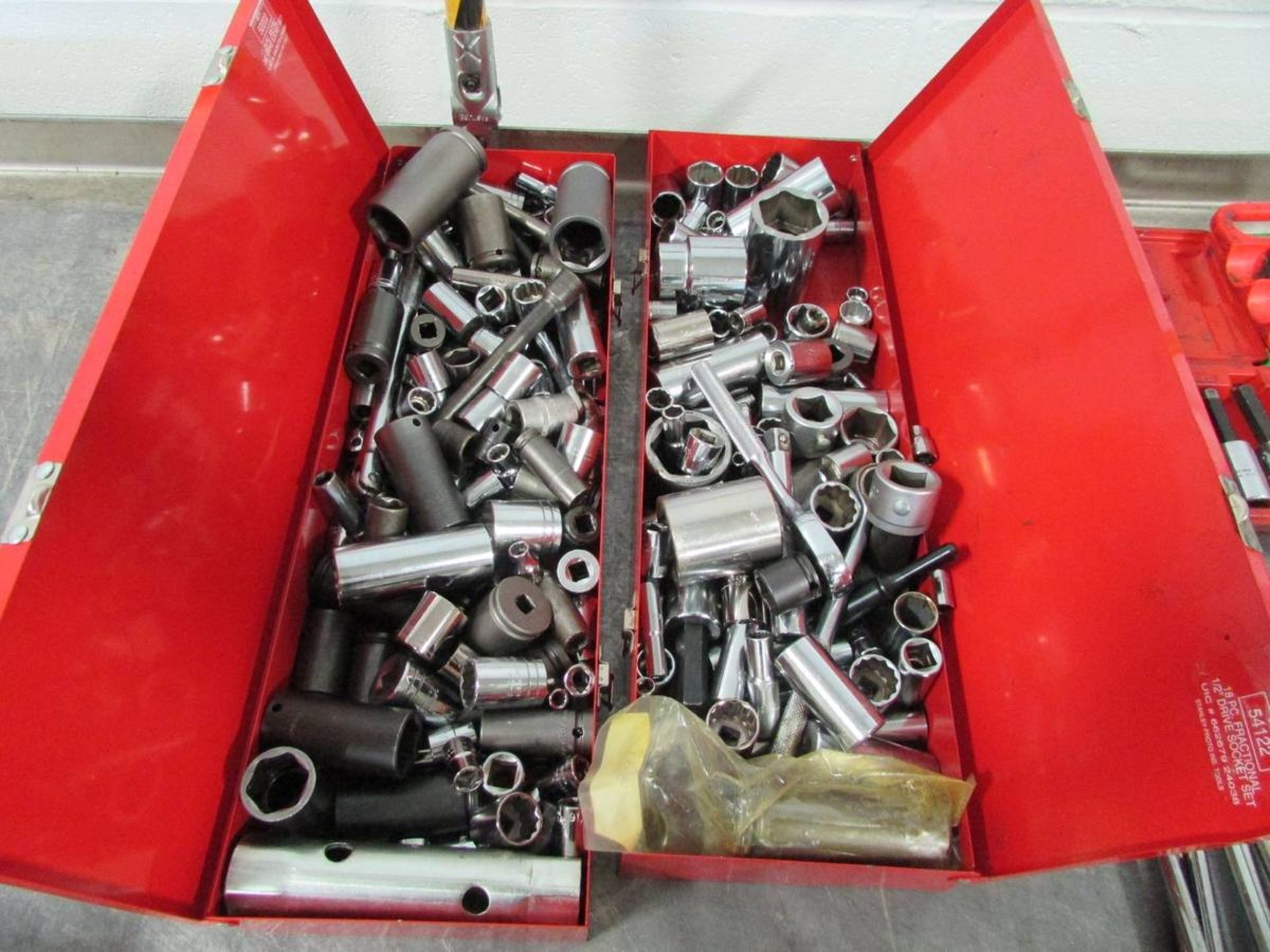 Lot of Assorted Metric and SAE Socket Wrenches - Image 3 of 5