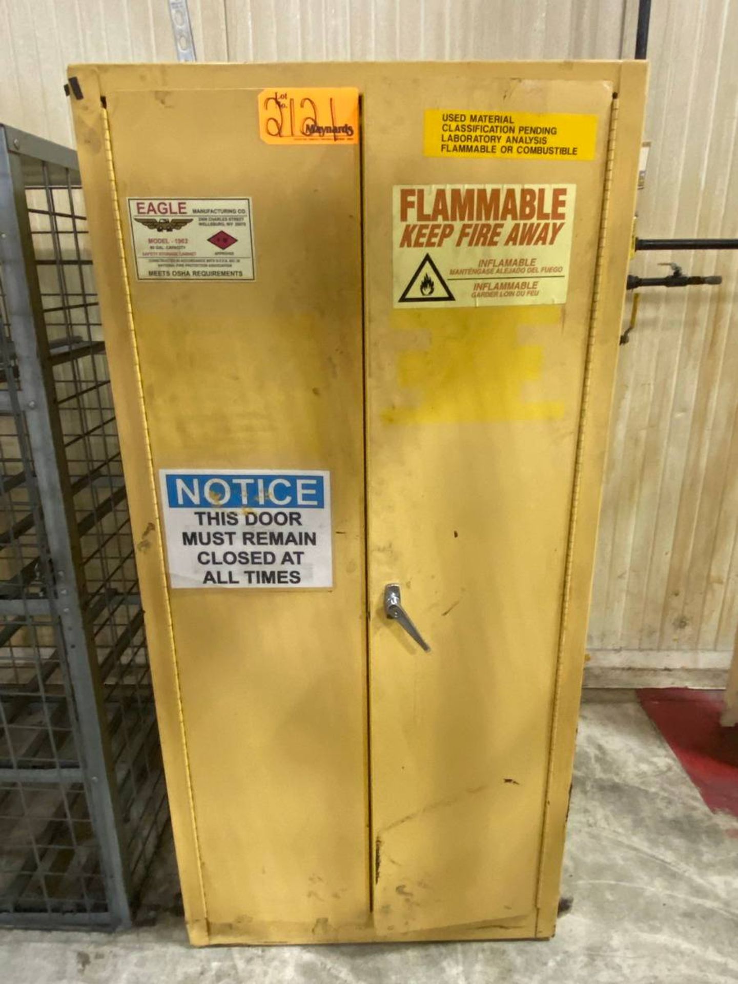 Eagle 1962 (1) 2-Door Flammable Safety Storage Cabinet