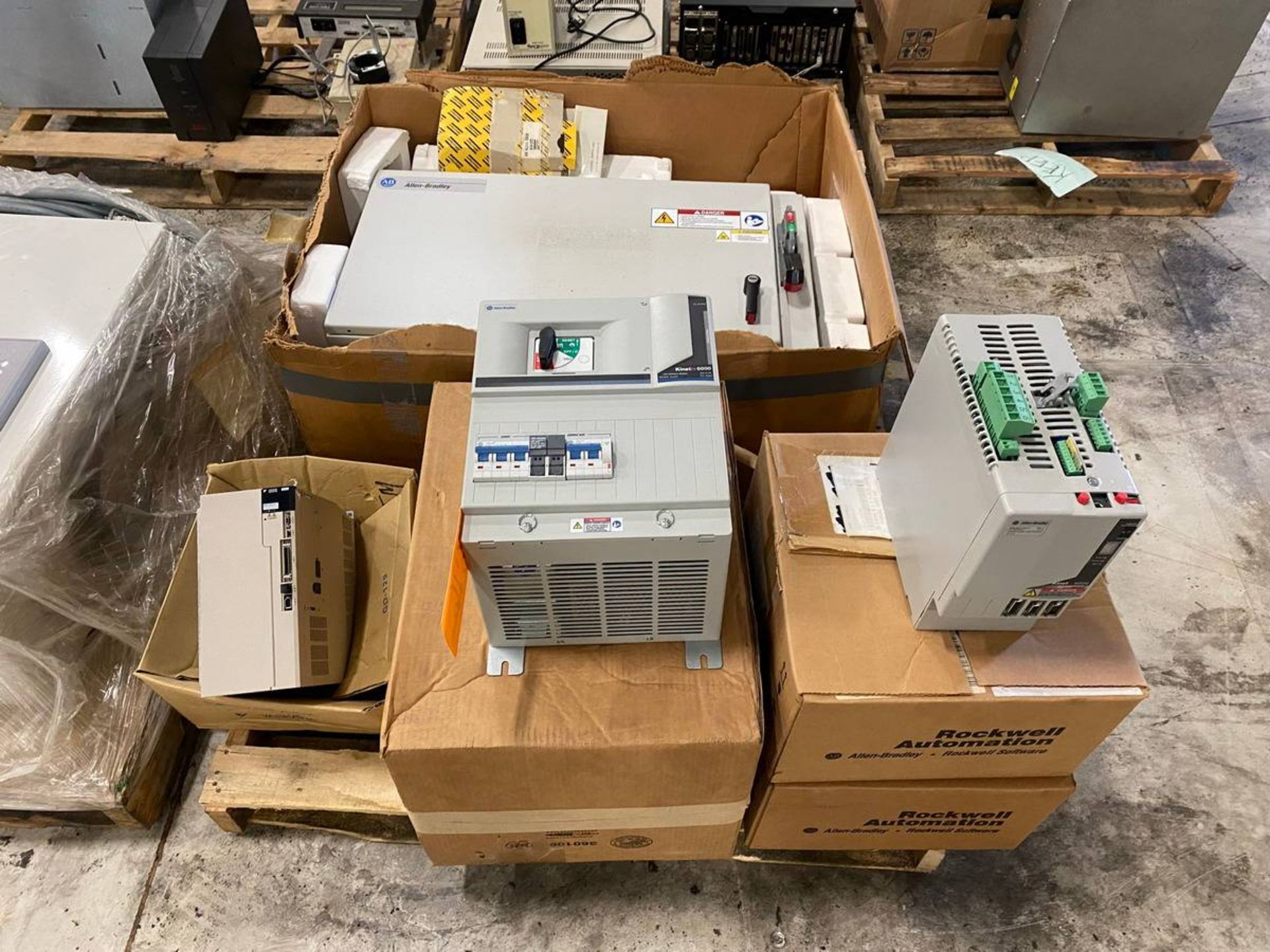 (5) Pallets Of Assorted Allen-Bradley Control Panels - Image 2 of 8